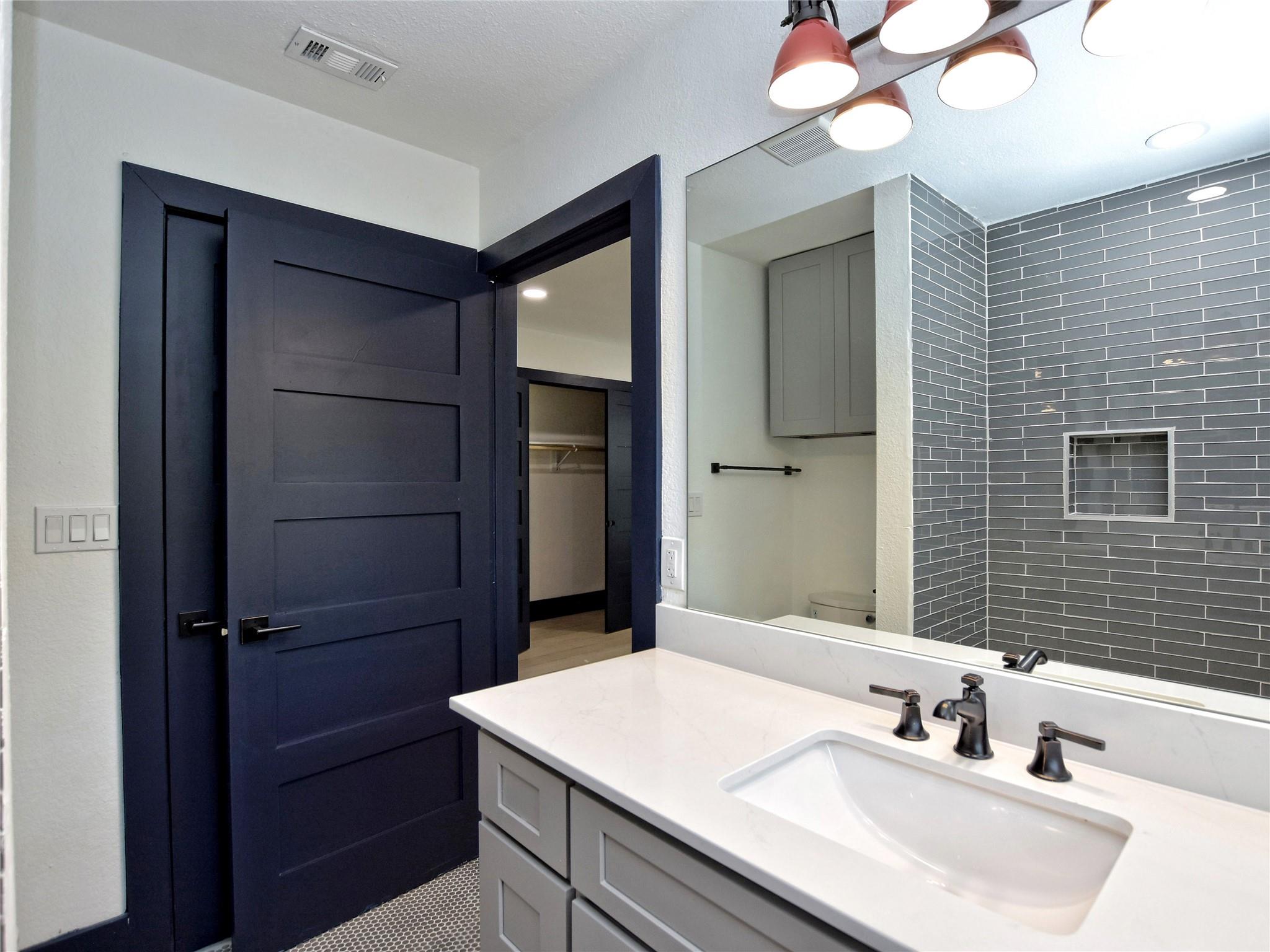 11800 Tedford St, Austin, TX 78753