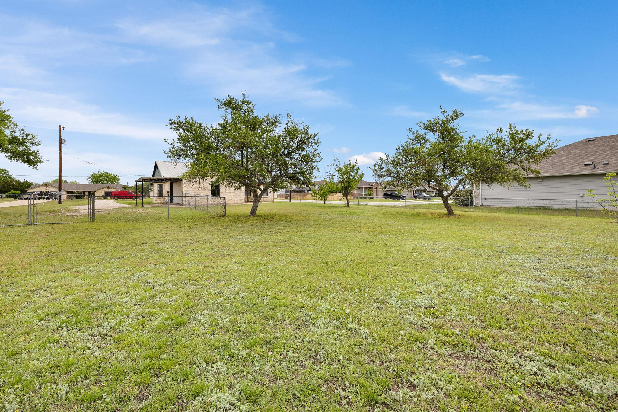 306 Dove Trl, Bertram, TX 78605