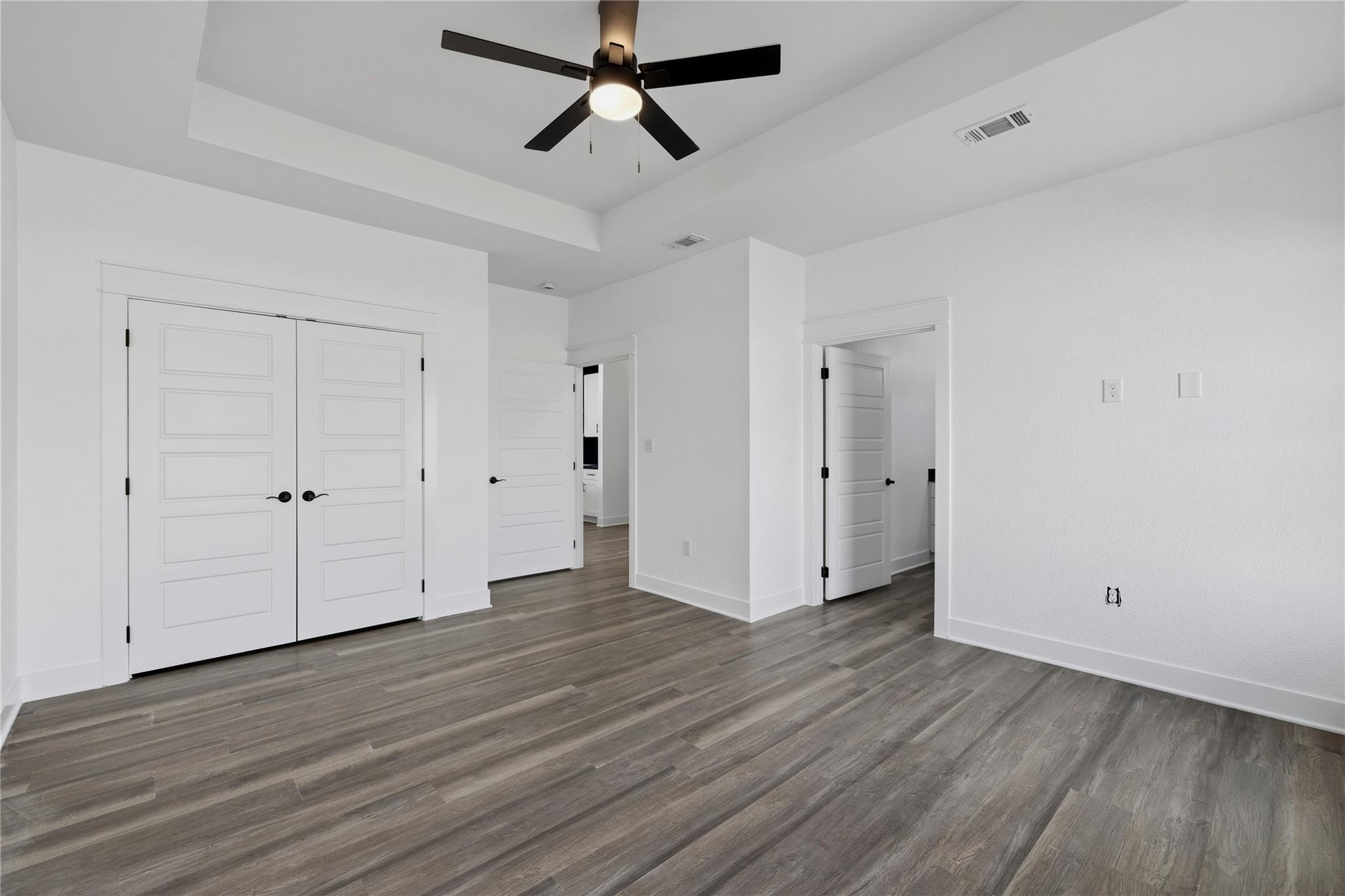 158 Lavanda Ln, Dale, TX 78616