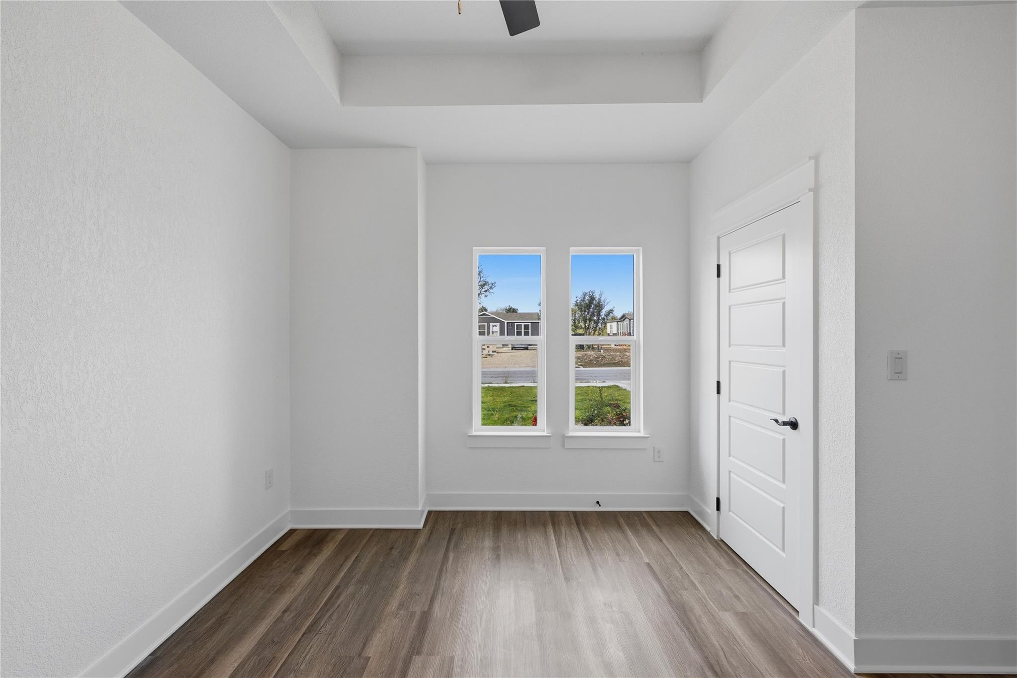 158 Lavanda Ln, Dale, TX 78616