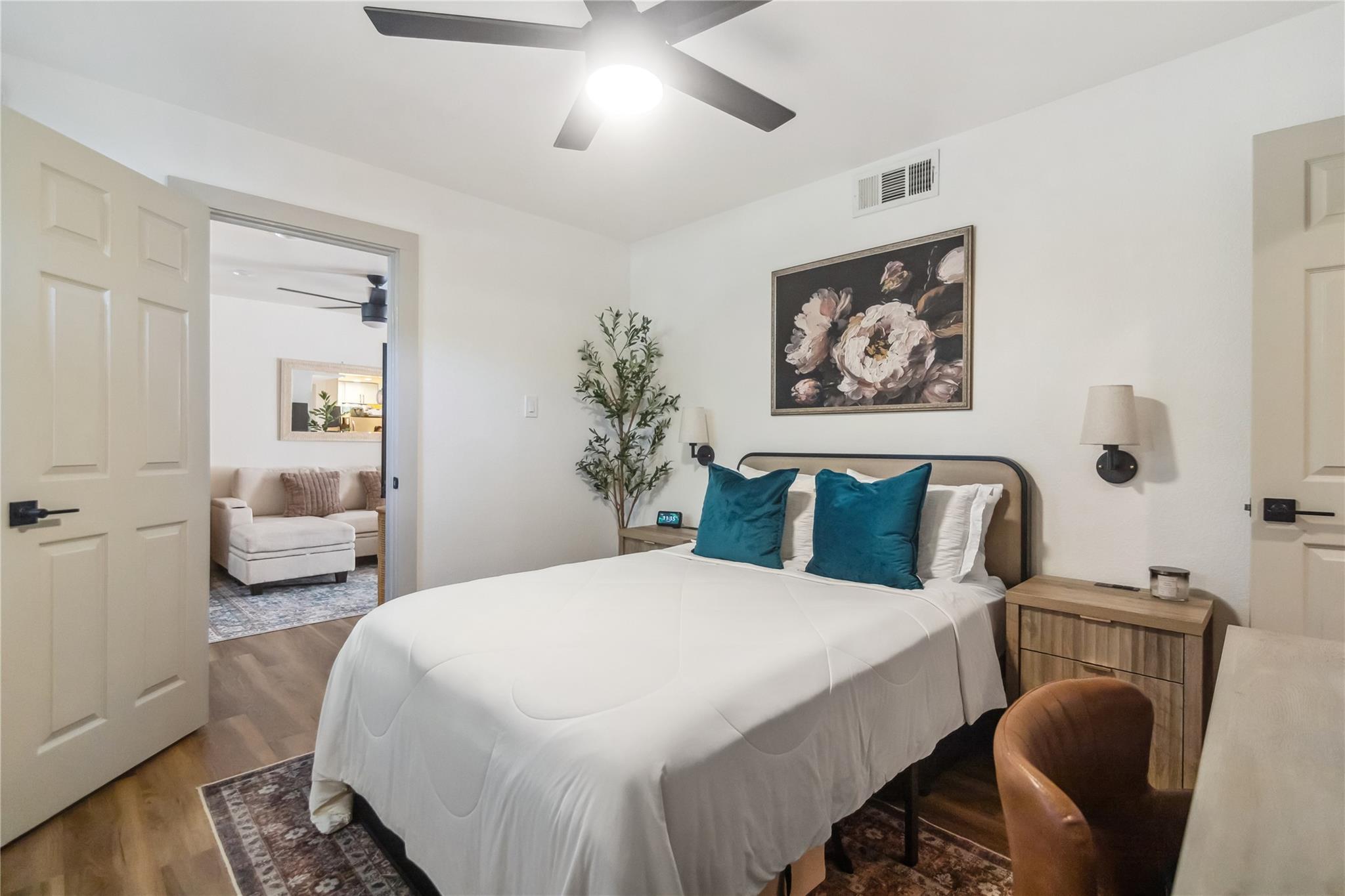 1313 E 52nd St # 101, Austin, TX 78723