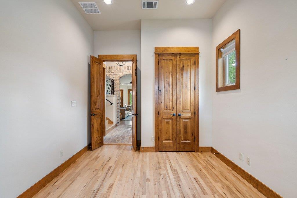 19 Chandon Ln, Lakeway, TX 78734