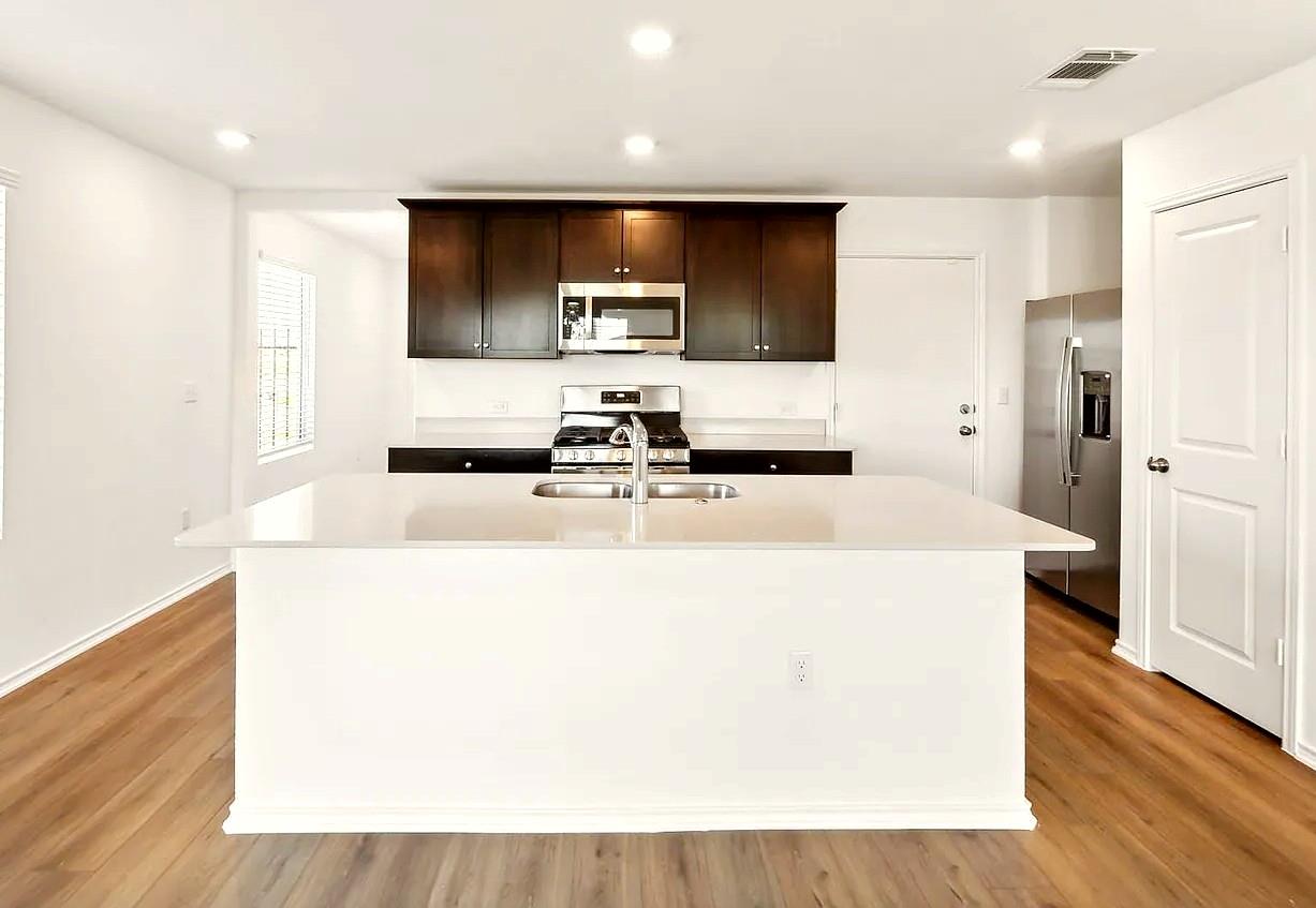7108 Spotted Leaf Way, Del Valle, TX 78617