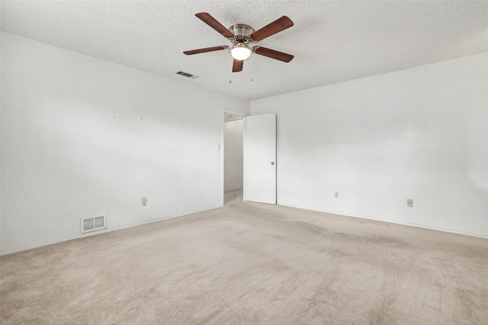 2303 Dawn Dr, Georgetown, TX 78628