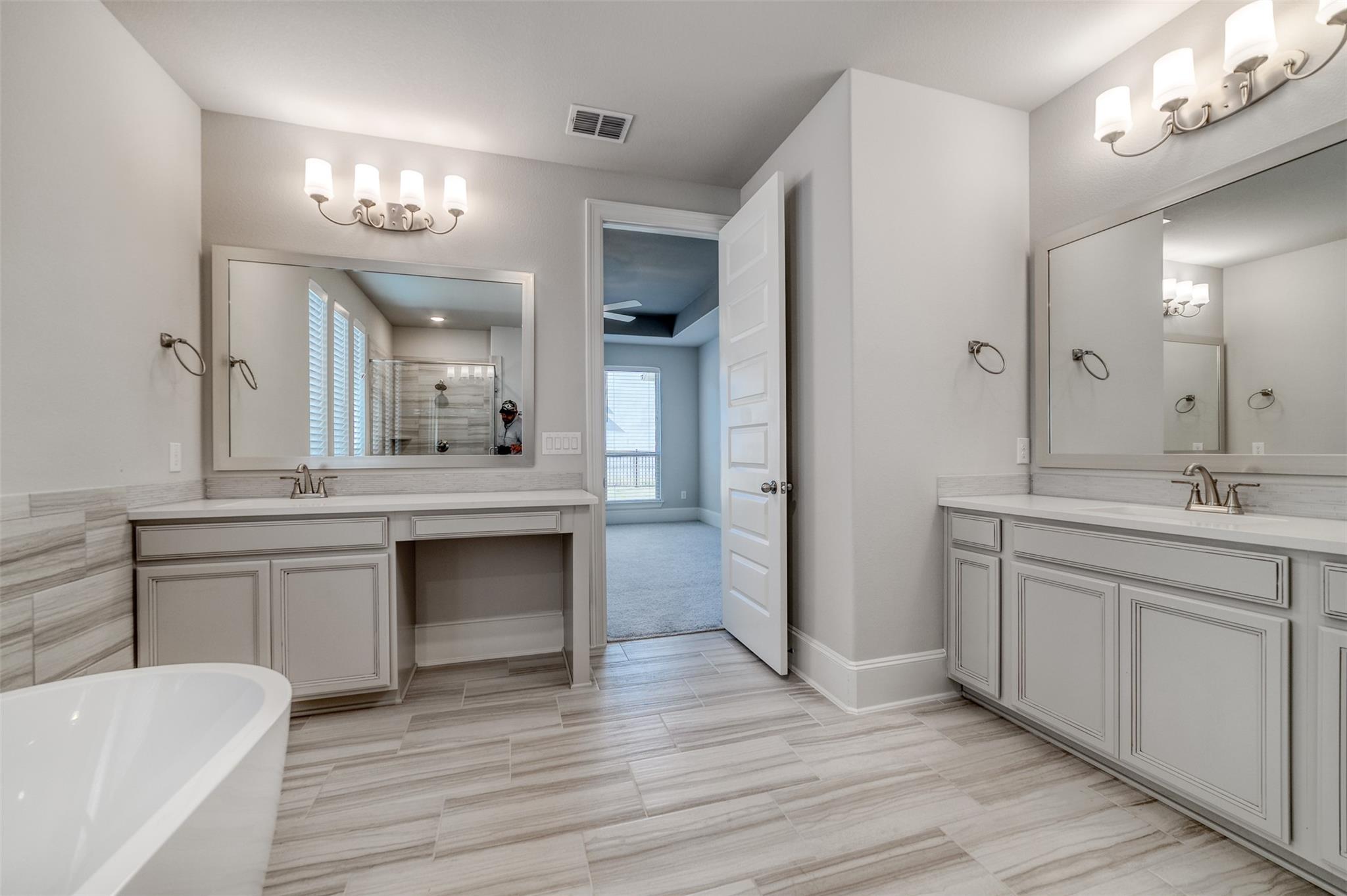 19500 Summit Glory Trl # 139, Spicewood, TX 78669