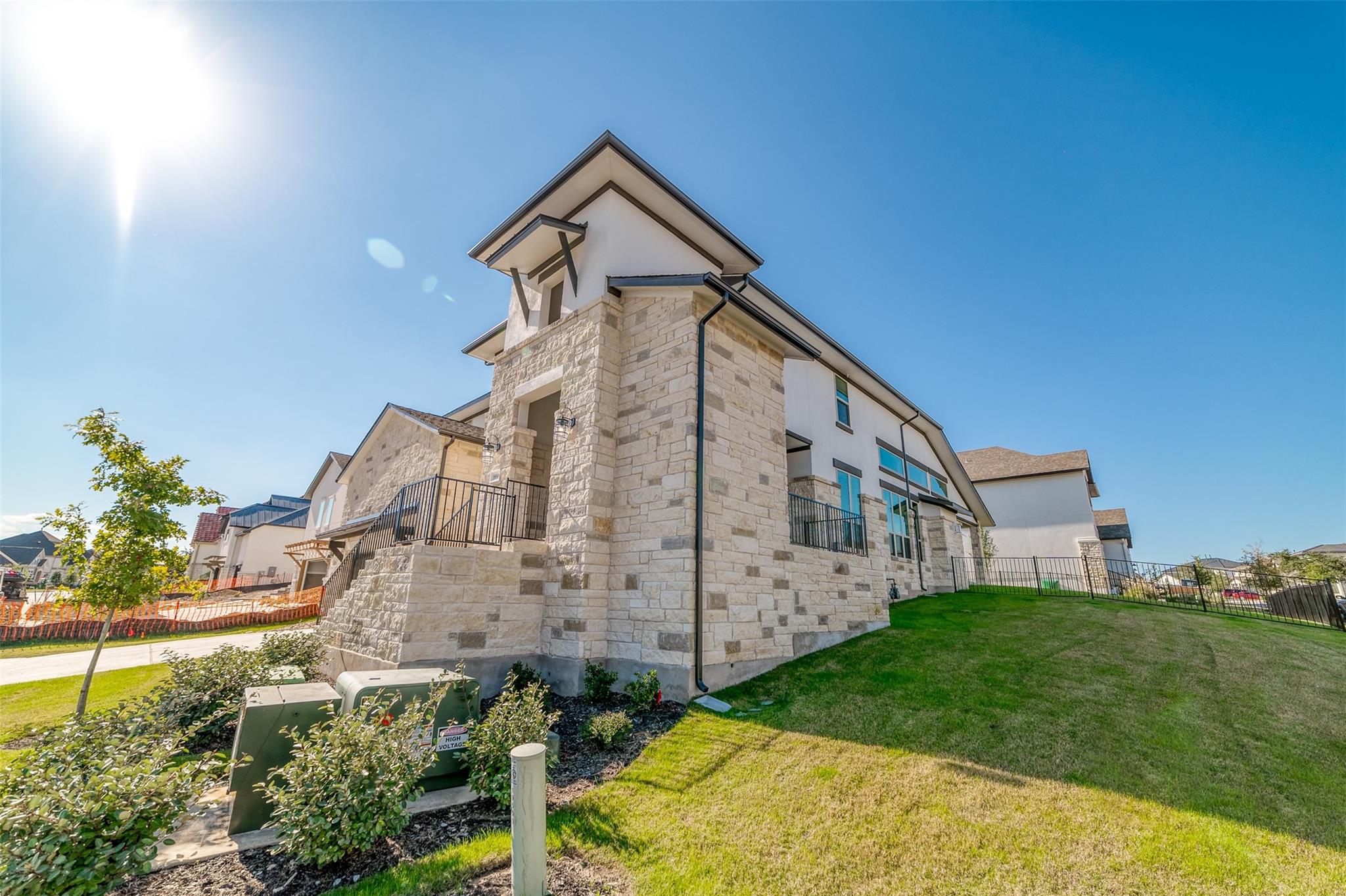 19500 Summit Glory Trl # 139, Spicewood, TX 78669