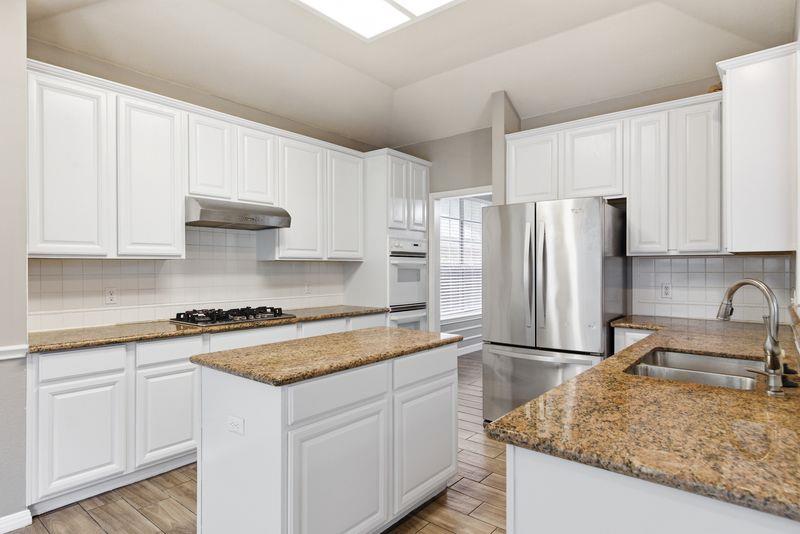 10008 Lachlan Dr, Austin, TX 78717