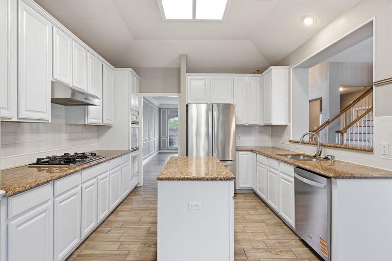 10008 Lachlan Dr, Austin, TX 78717