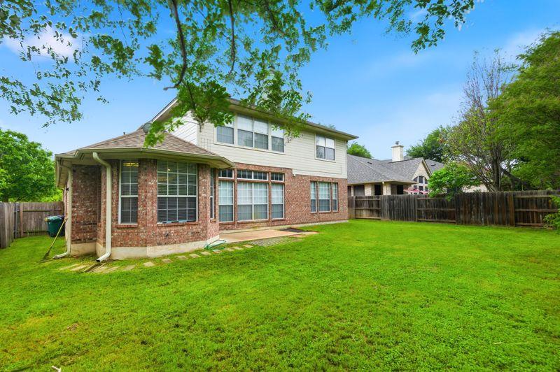 10008 Lachlan Dr, Austin, TX 78717