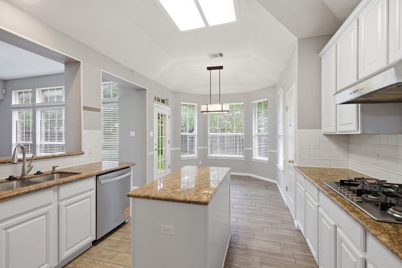 10008 Lachlan Dr, Austin, TX 78717