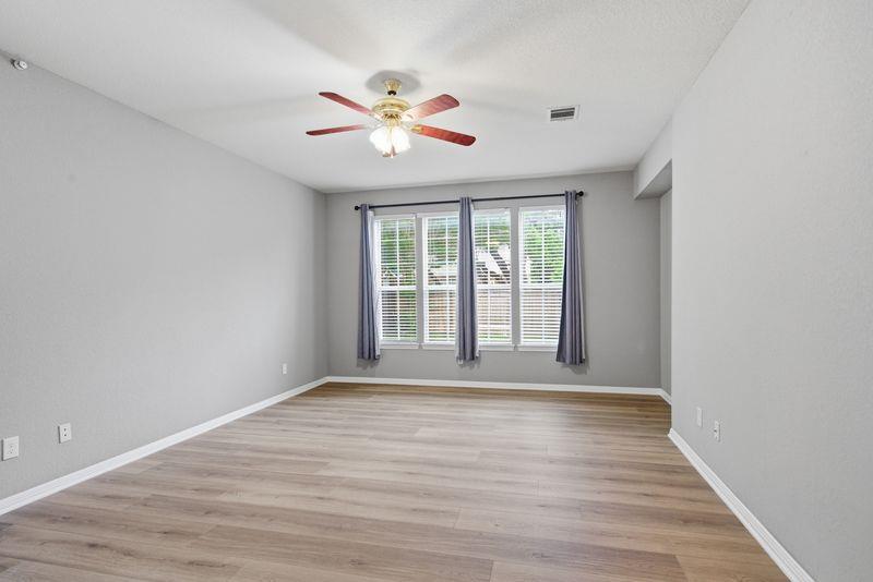 10008 Lachlan Dr, Austin, TX 78717