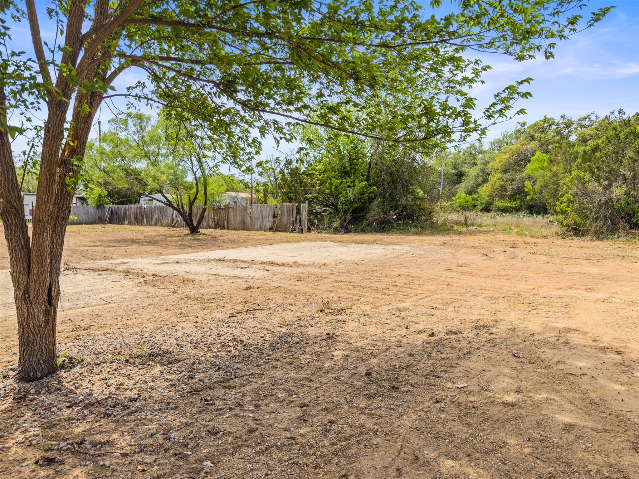 933 County Road 118, Burnet, TX 78611