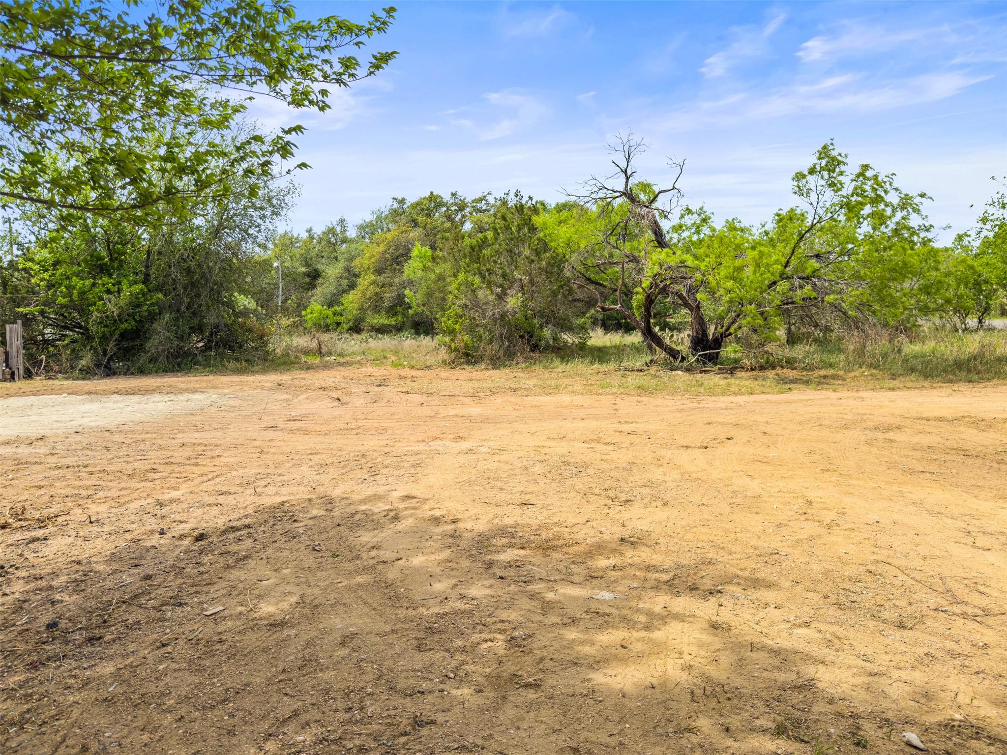 933 County Road 118, Burnet, TX 78611