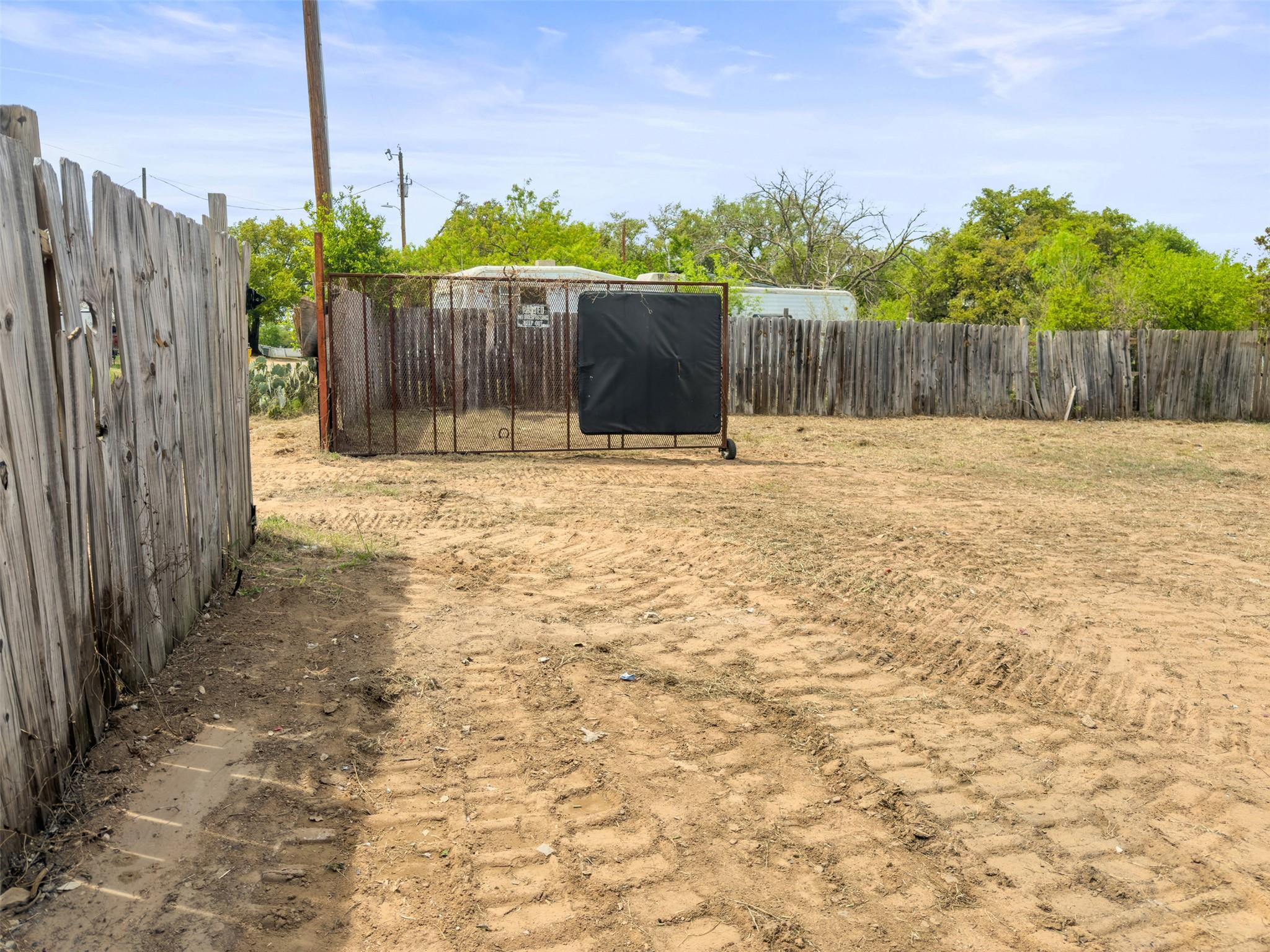 302 Seneca Dr, Burnet, TX 78611