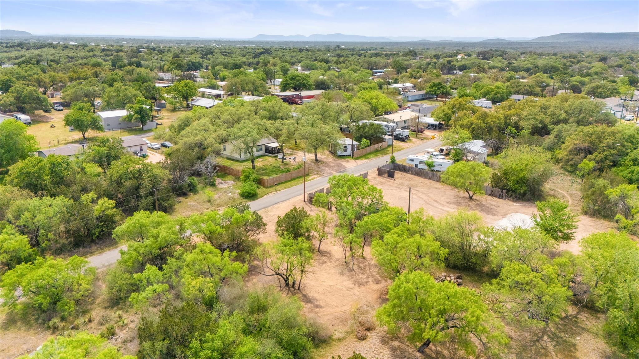 296 Seneca Dr, Burnet, TX 78611