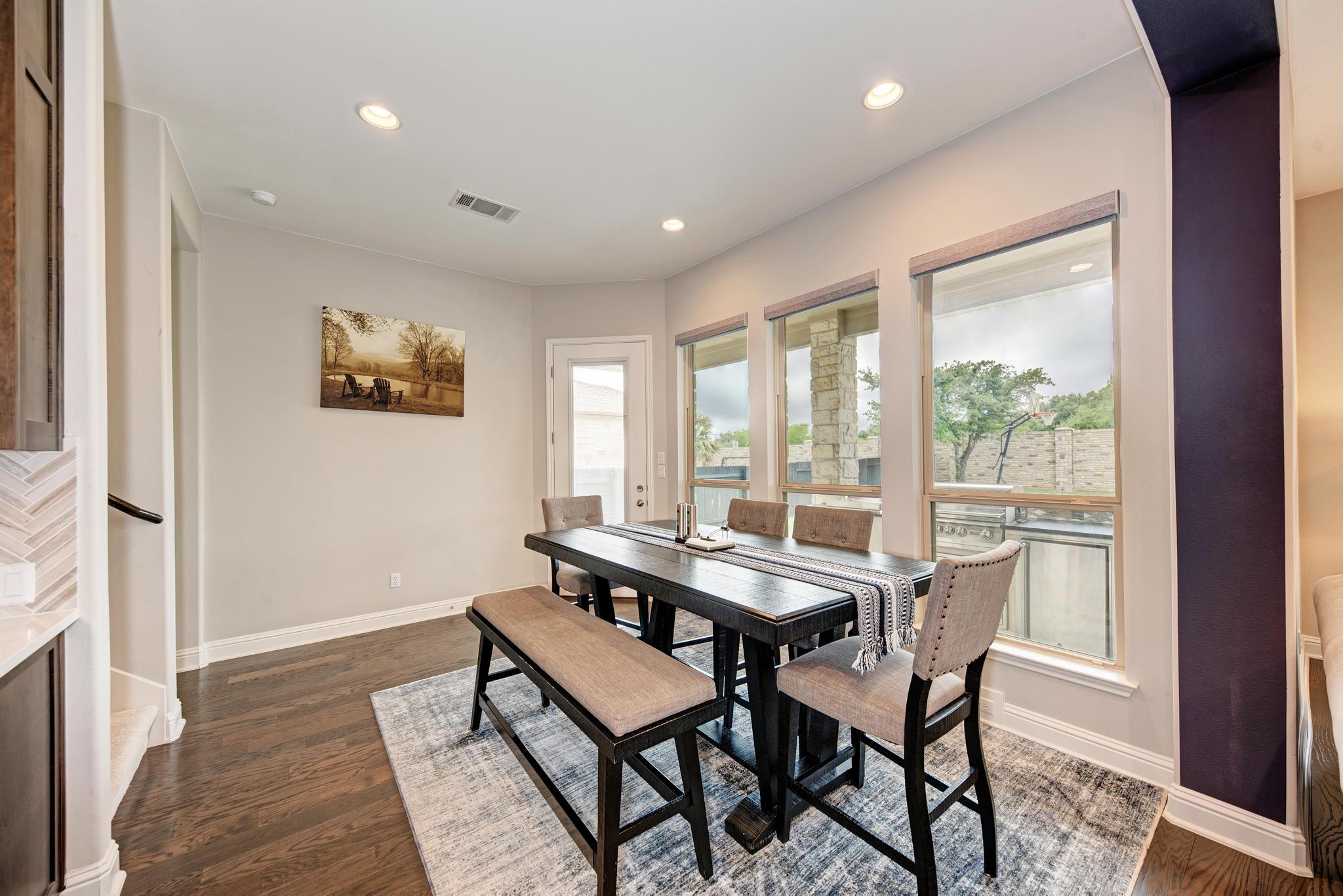 400 Southern Carina Dr, Round Rock, TX 78681