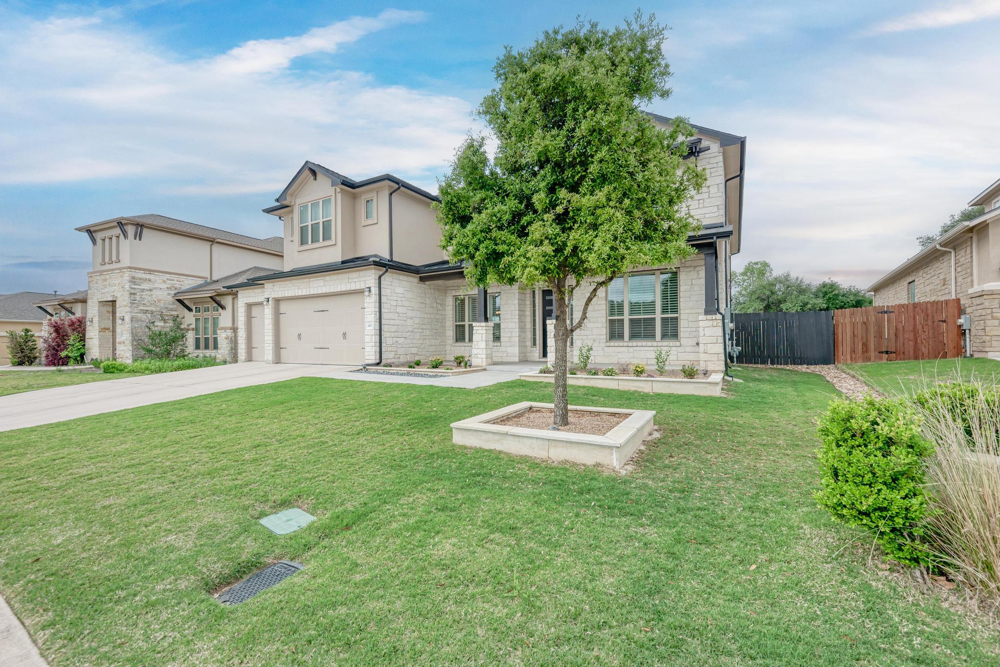 400 Southern Carina Dr, Round Rock, TX 78681