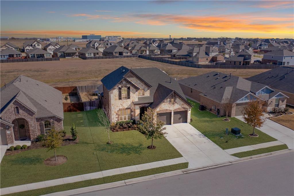 6825 Leonardo Dr, Round Rock, TX 78665