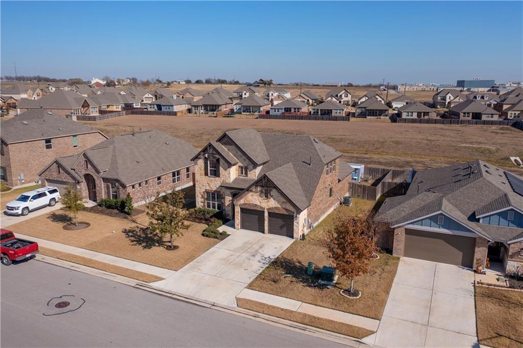 6825 Leonardo Dr, Round Rock, TX 78665