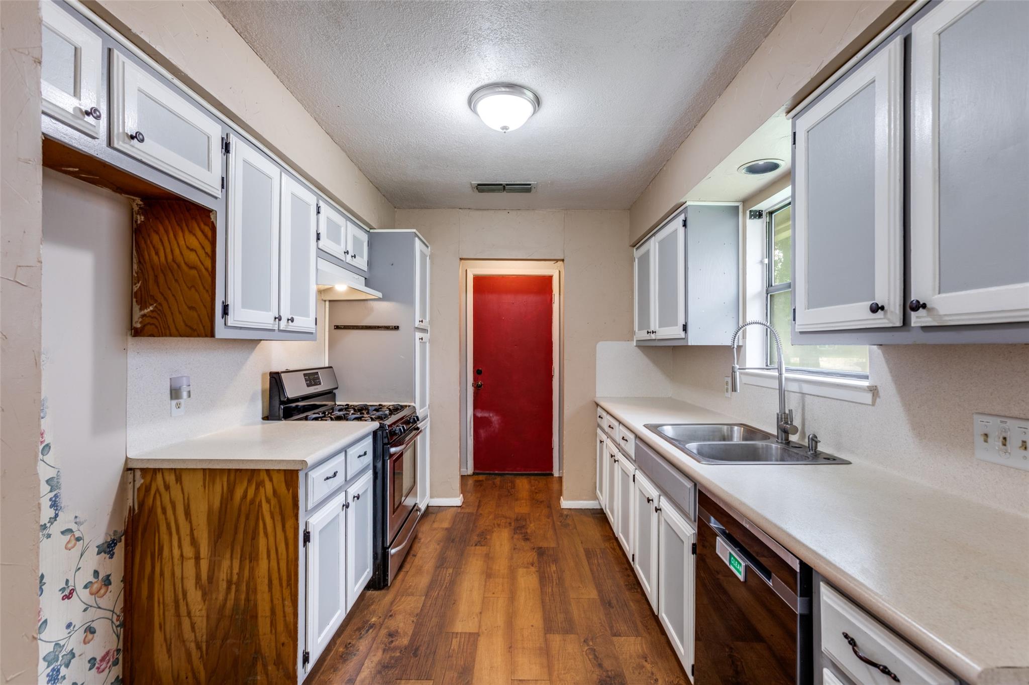 708 Greenwich Pl, Round Rock, TX 78664