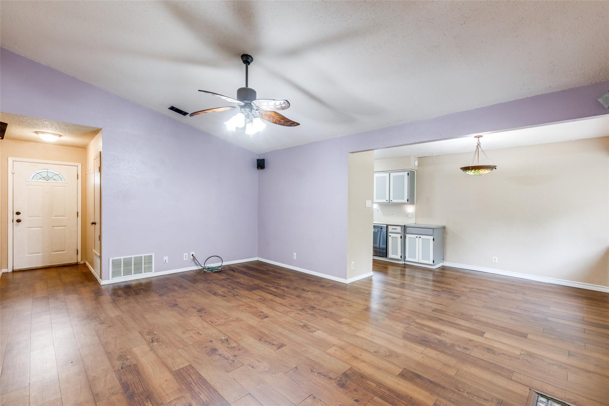 708 Greenwich Pl, Round Rock, TX 78664