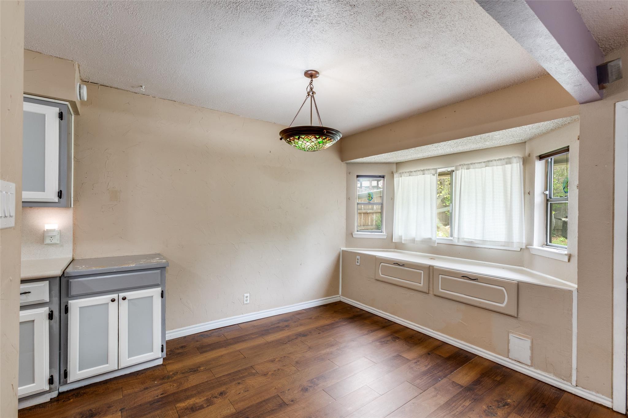 708 Greenwich Pl, Round Rock, TX 78664