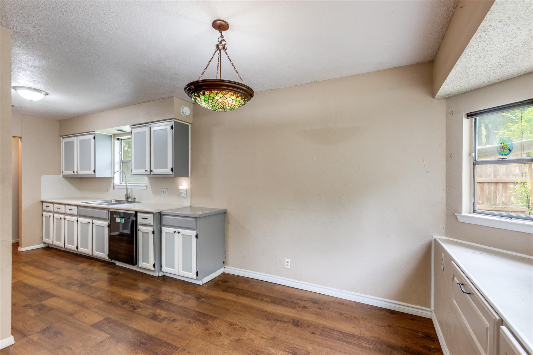 708 Greenwich Pl, Round Rock, TX 78664