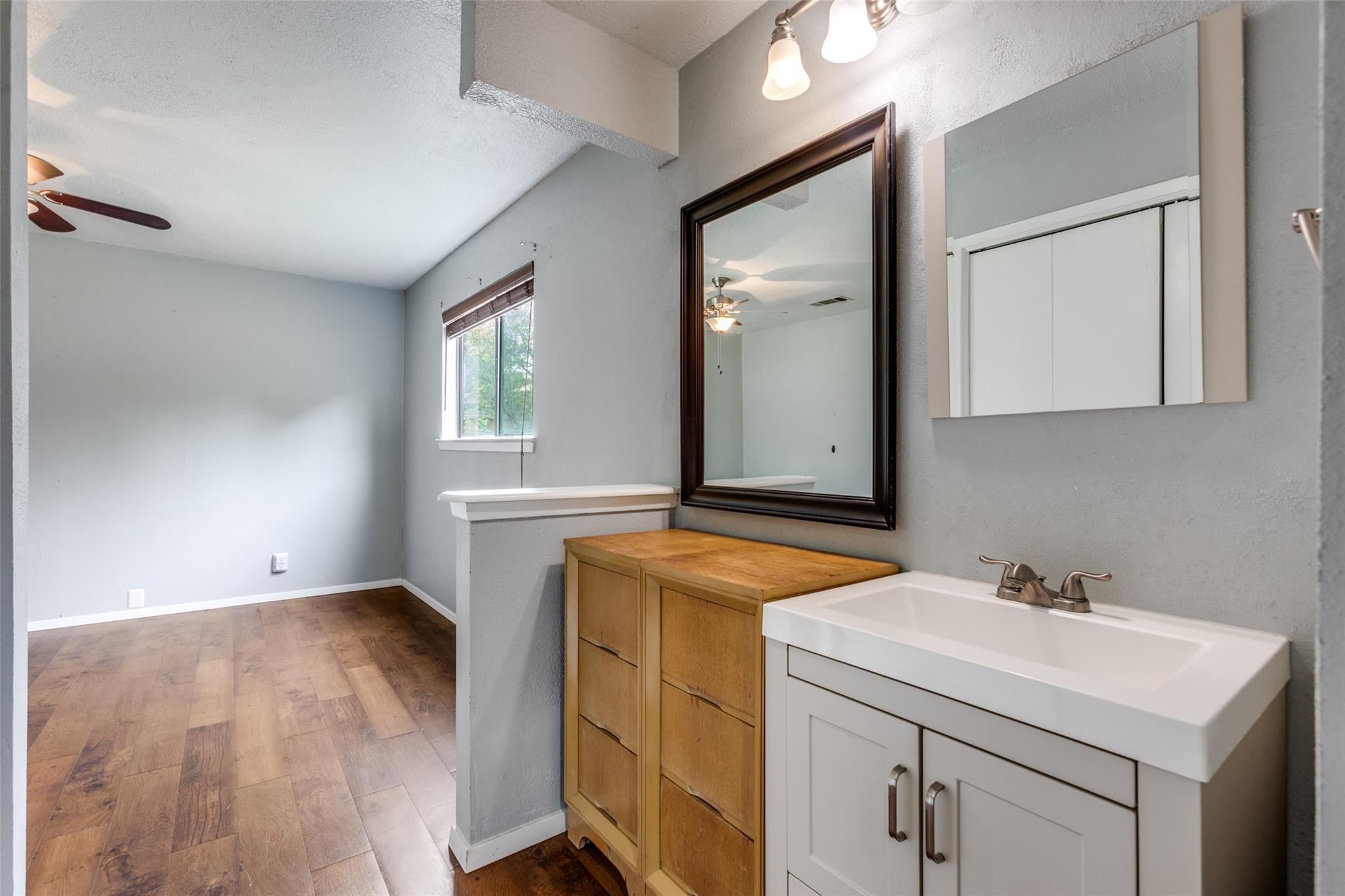 708 Greenwich Pl, Round Rock, TX 78664