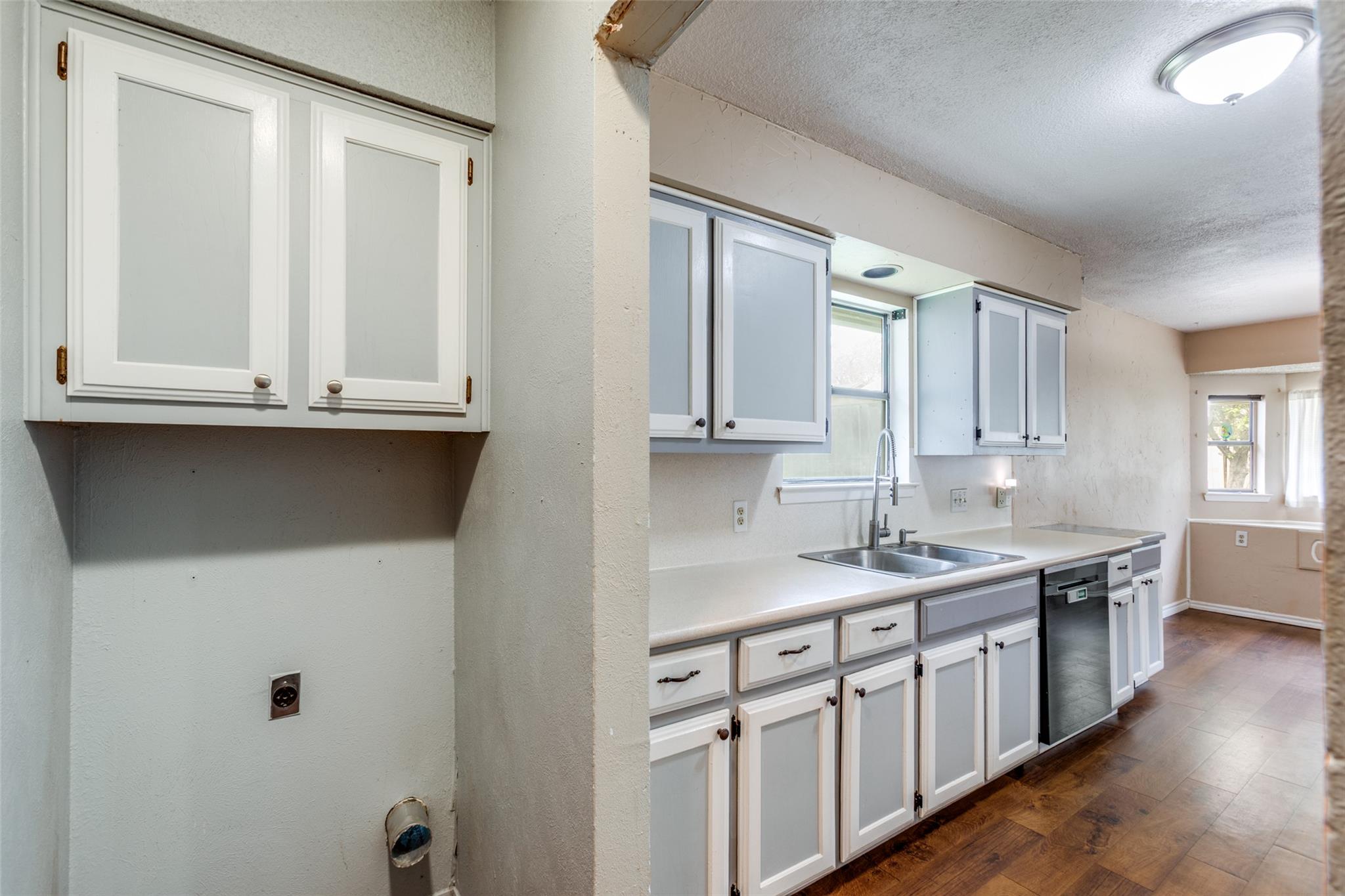 708 Greenwich Pl, Round Rock, TX 78664