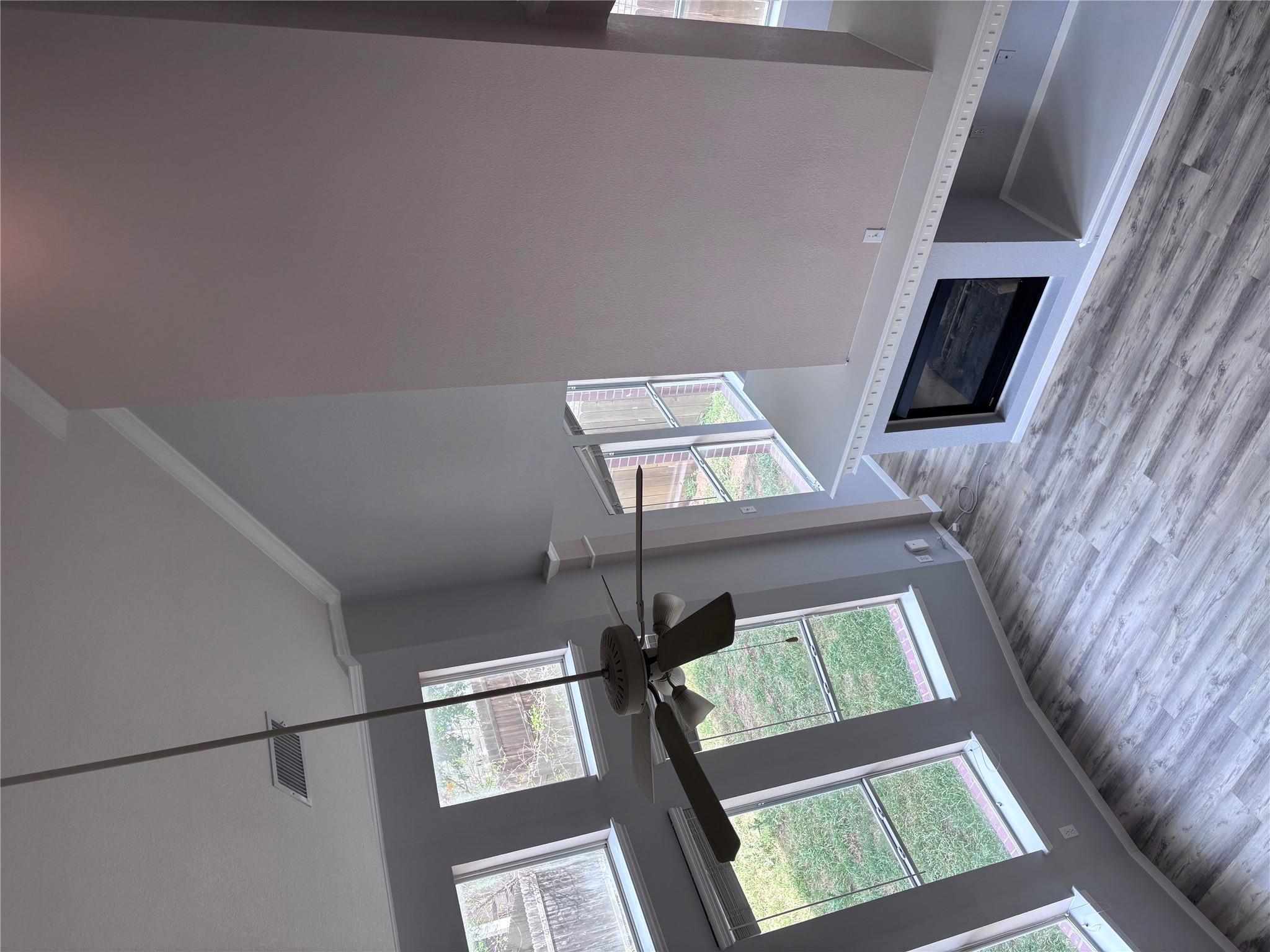 1704 Lynnville Trl, Austin, TX 78727