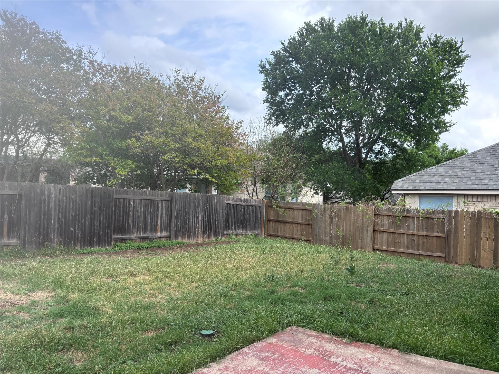 1704 Lynnville Trl, Austin, TX 78727