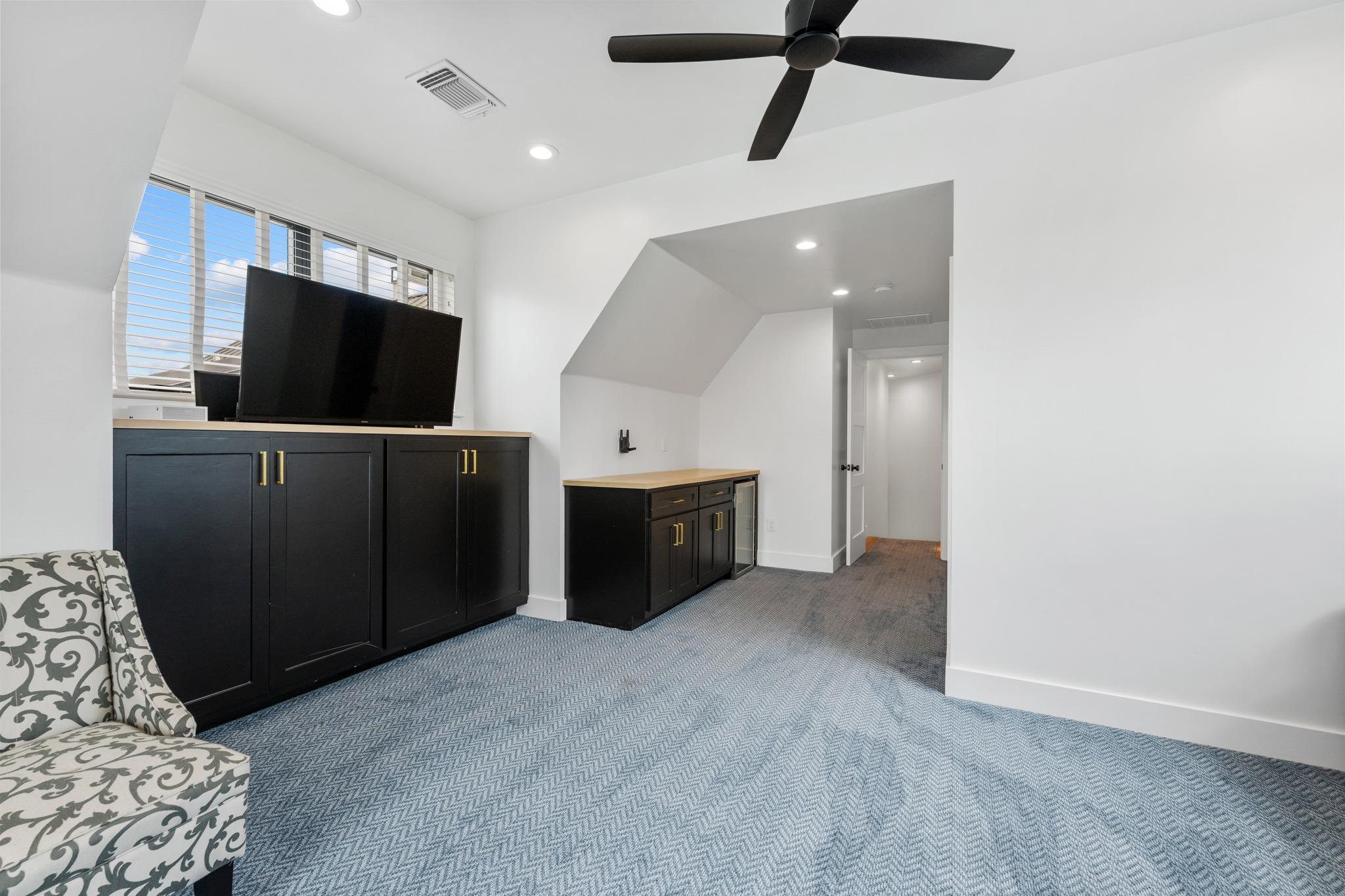 111 Florentine, Horseshoe Bay, TX 78657