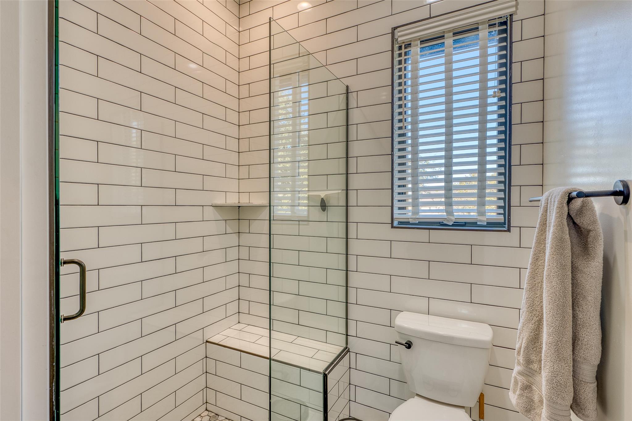 111 Florentine, Horseshoe Bay, TX 78657