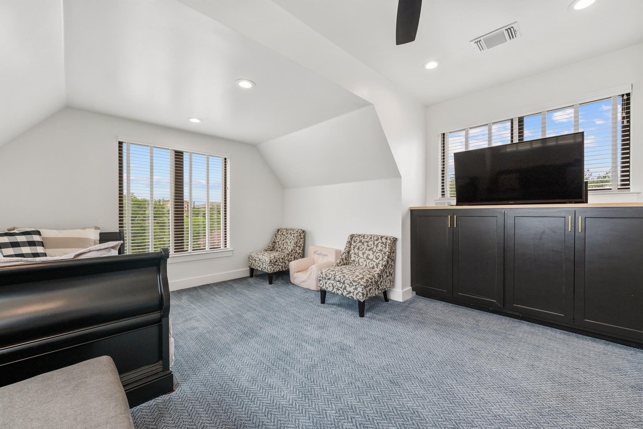 111 Florentine, Horseshoe Bay, TX 78657