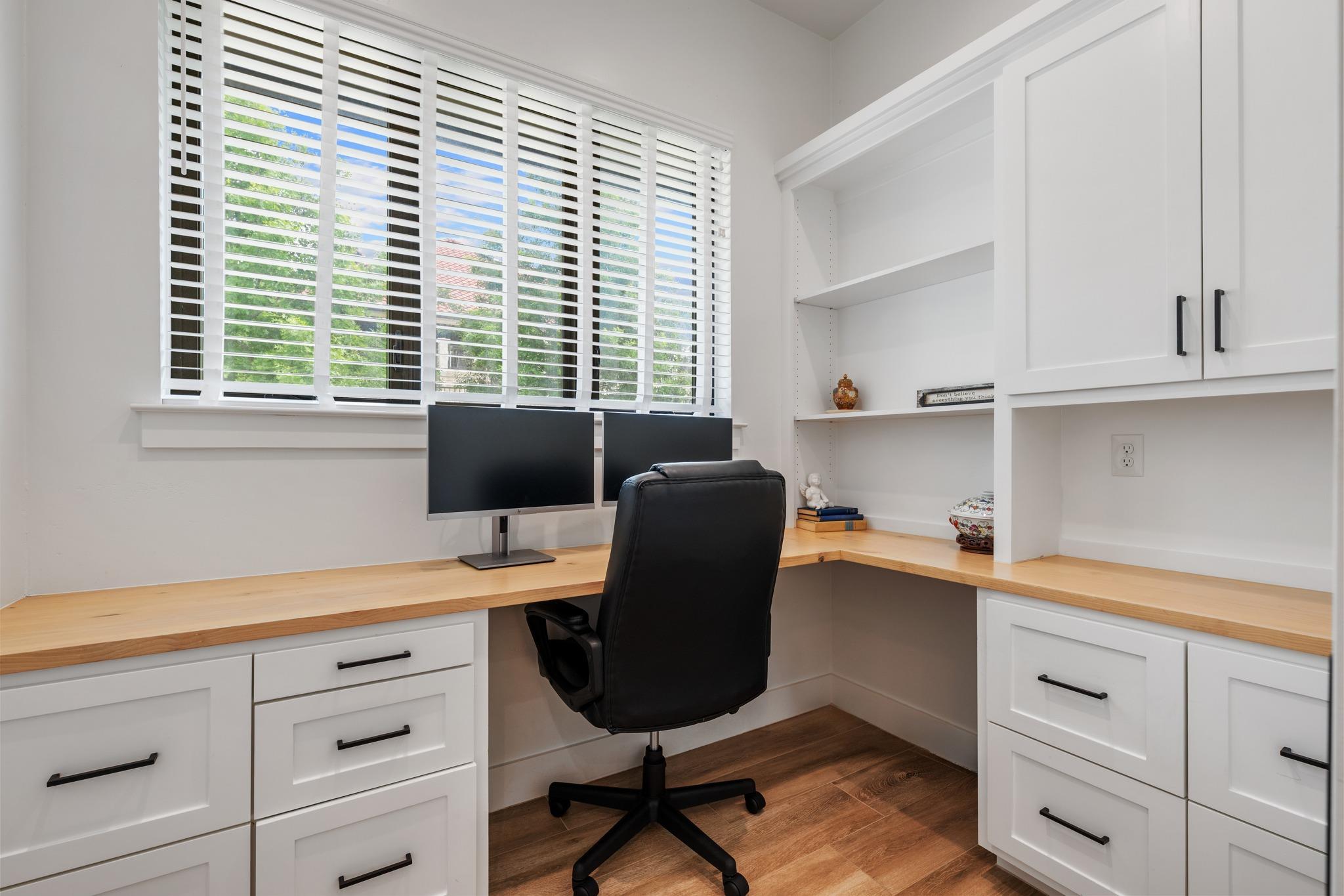 111 Florentine, Horseshoe Bay, TX 78657