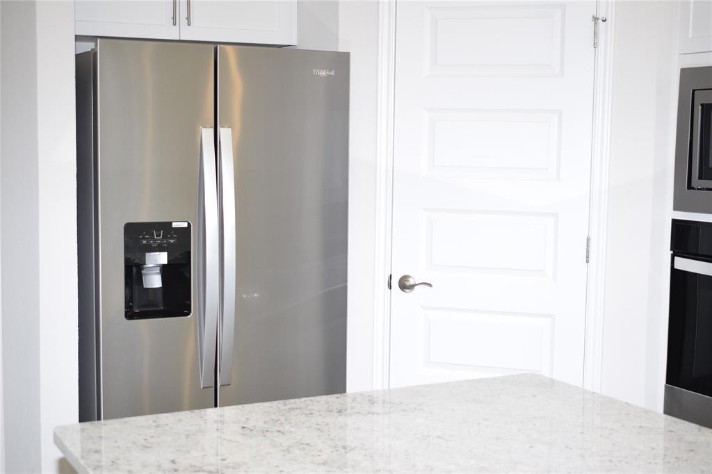 245 Old Town Rd, Kyle, TX 78640