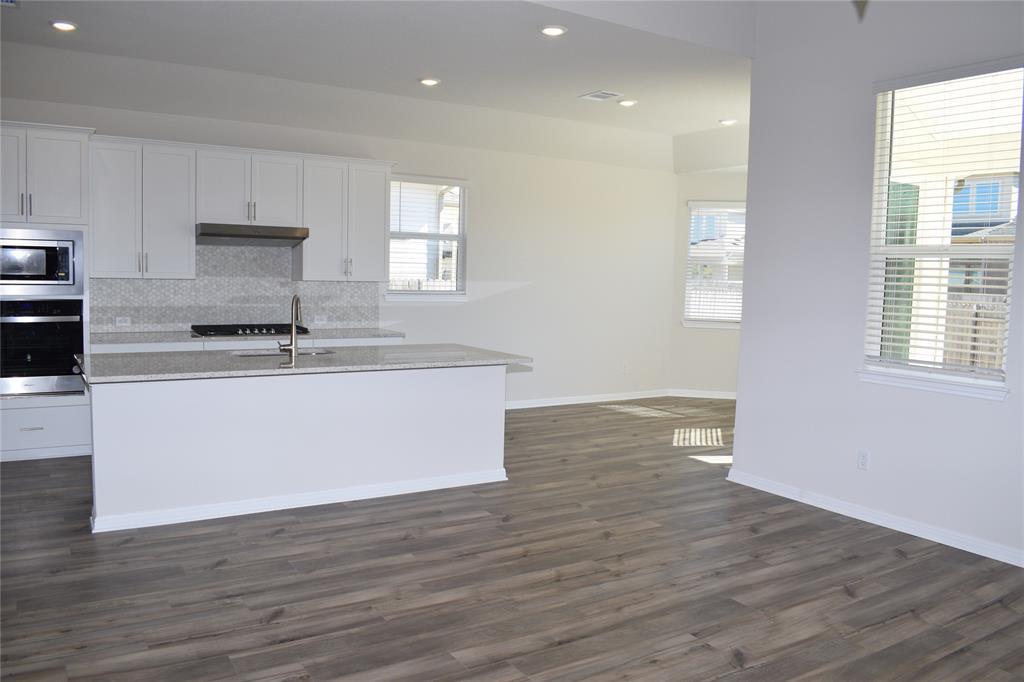 245 Old Town Rd, Kyle, TX 78640