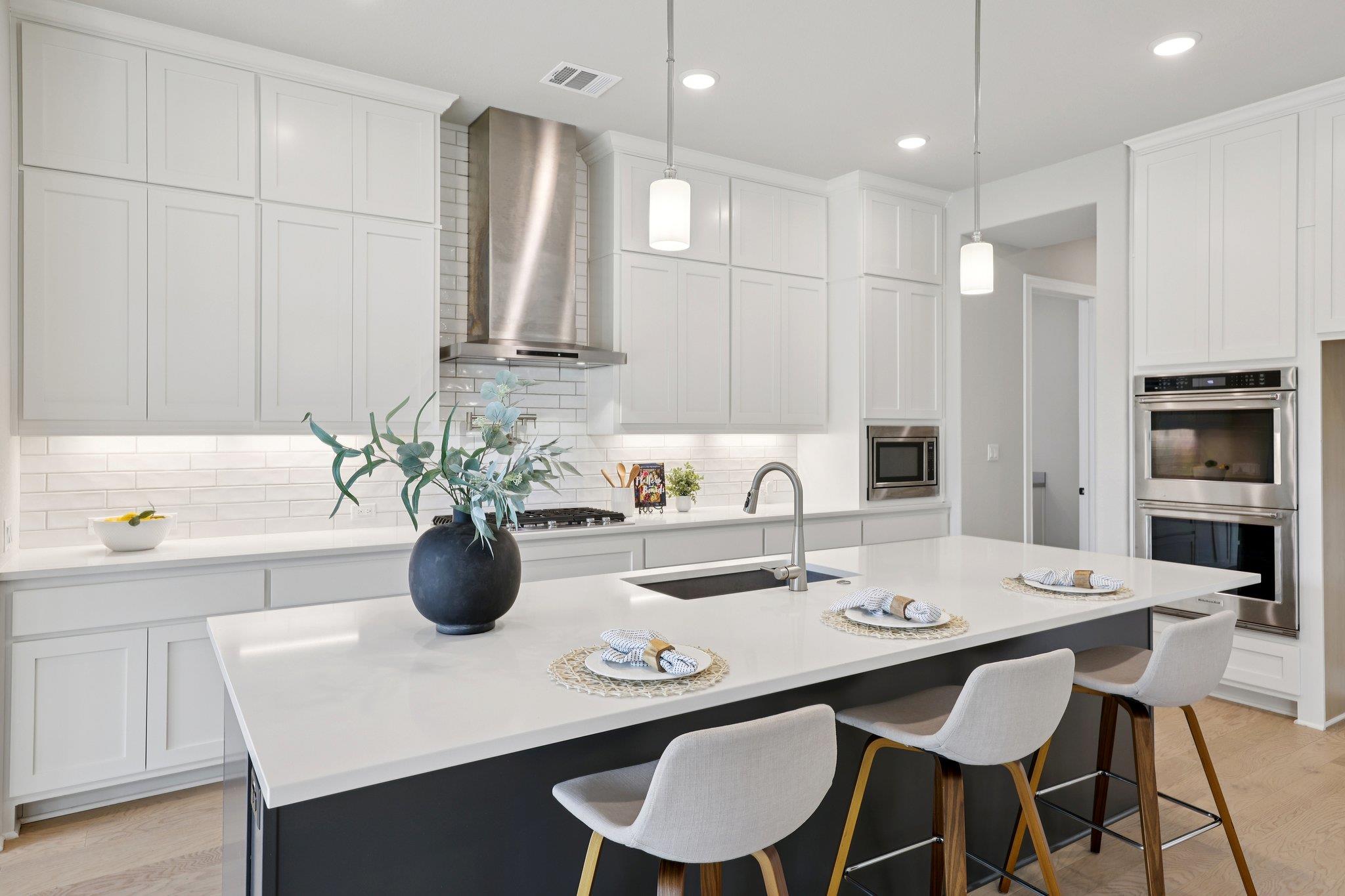 216 Spence Ln, Liberty Hill, TX 78642