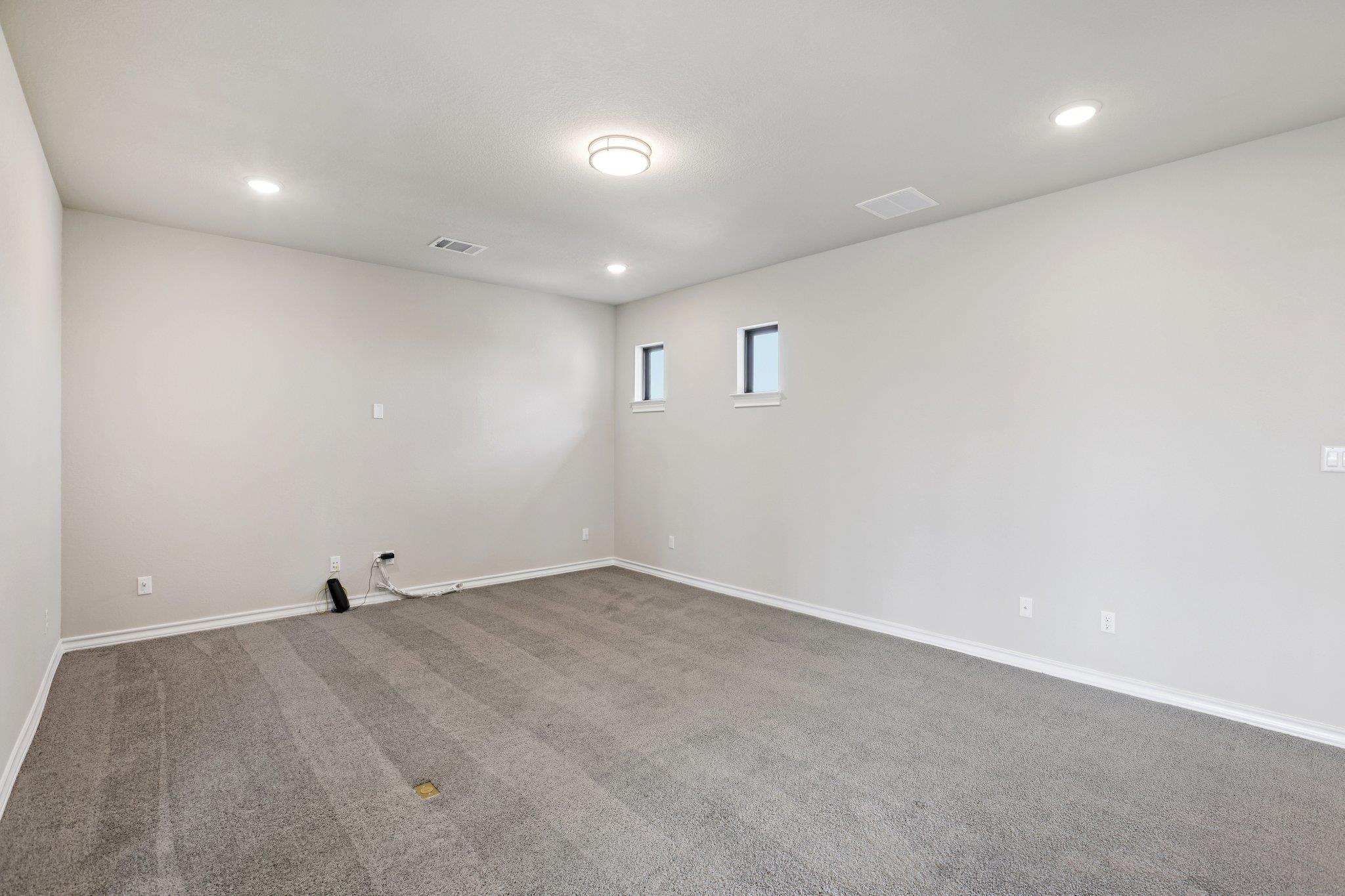 216 Spence Ln, Liberty Hill, TX 78642