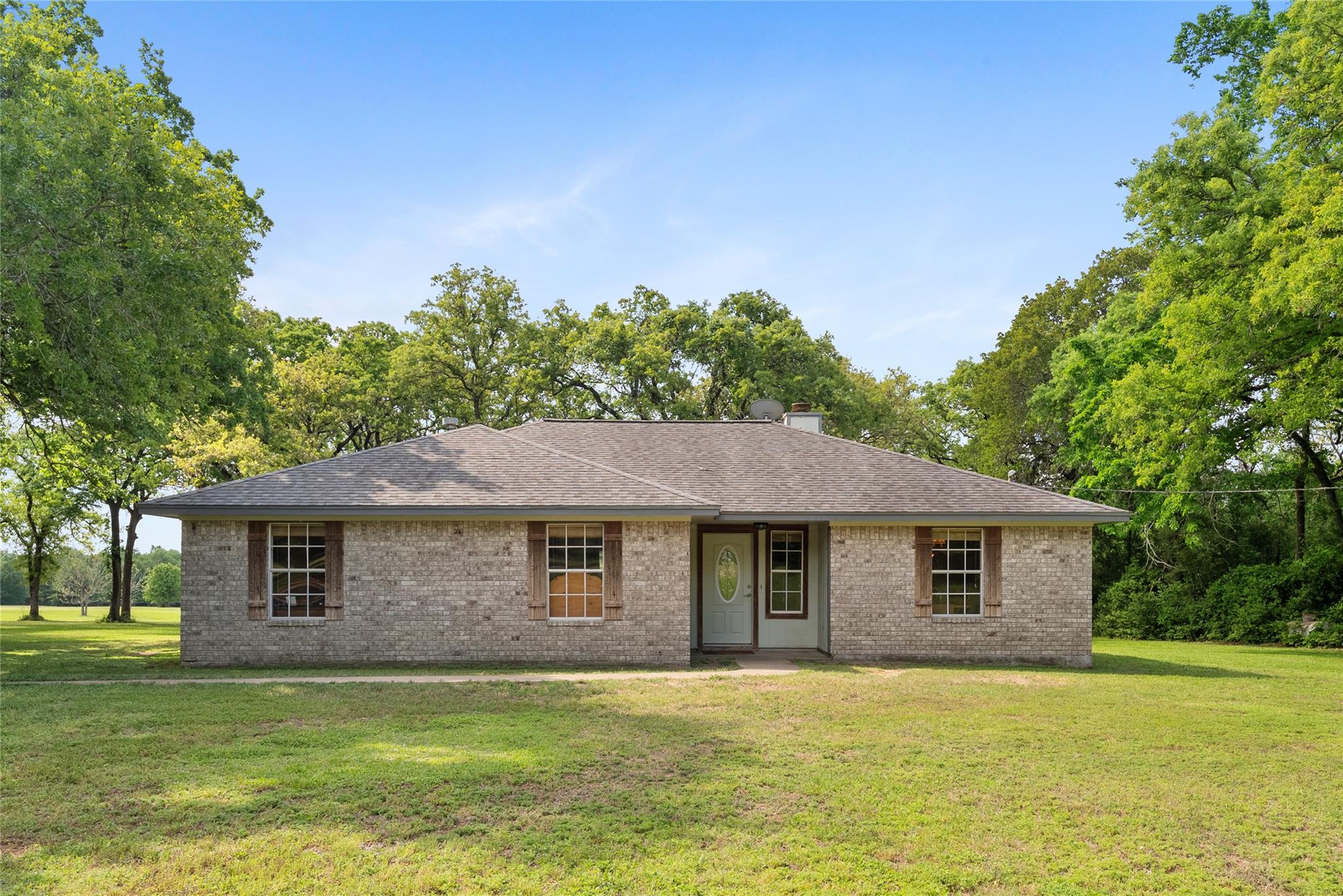 3011 County Road 314, Rockdale, TX 76567