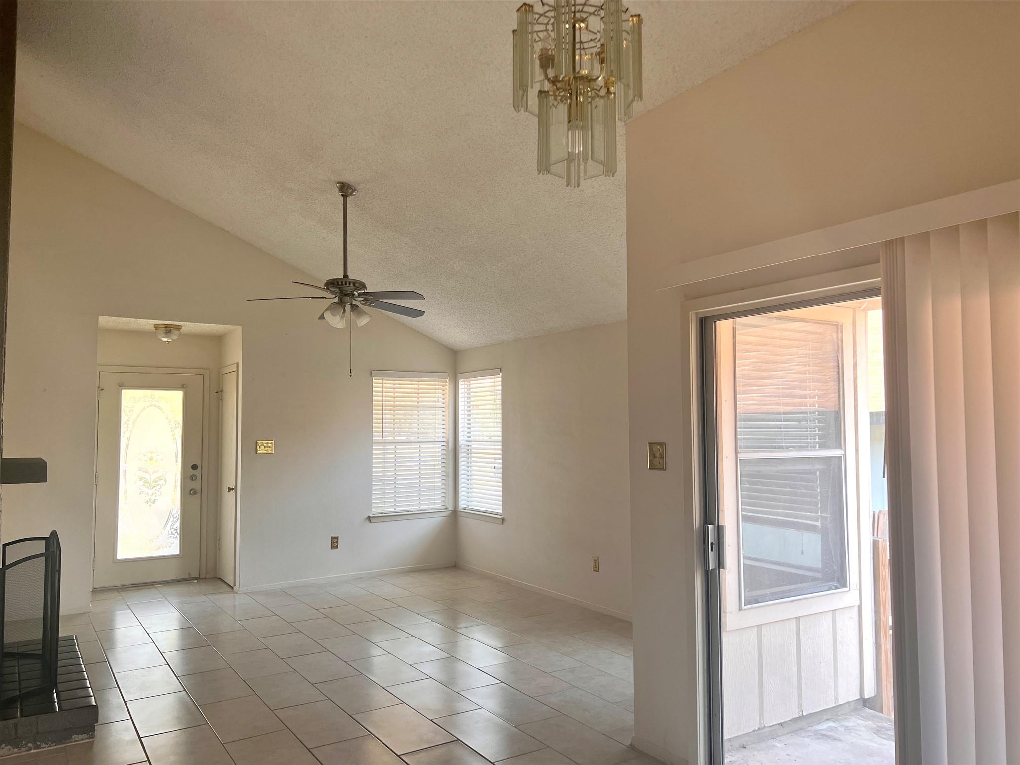 11727 Norwegian Wood Dr, Austin, TX 78758