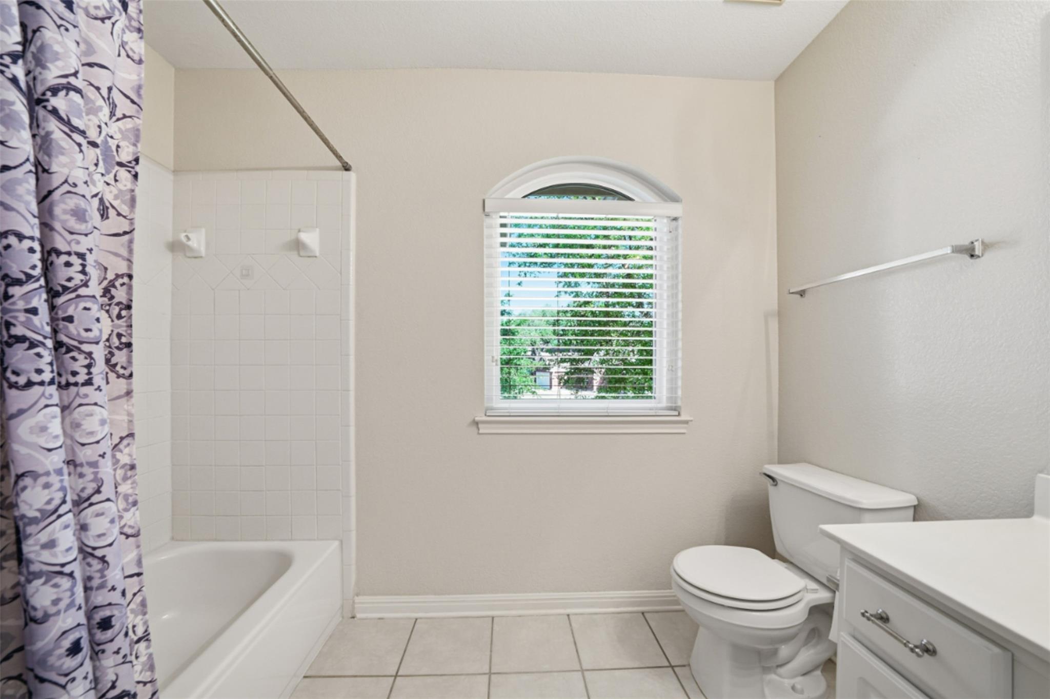 8200 Sunburst Pkwy, Round Rock, TX 78681