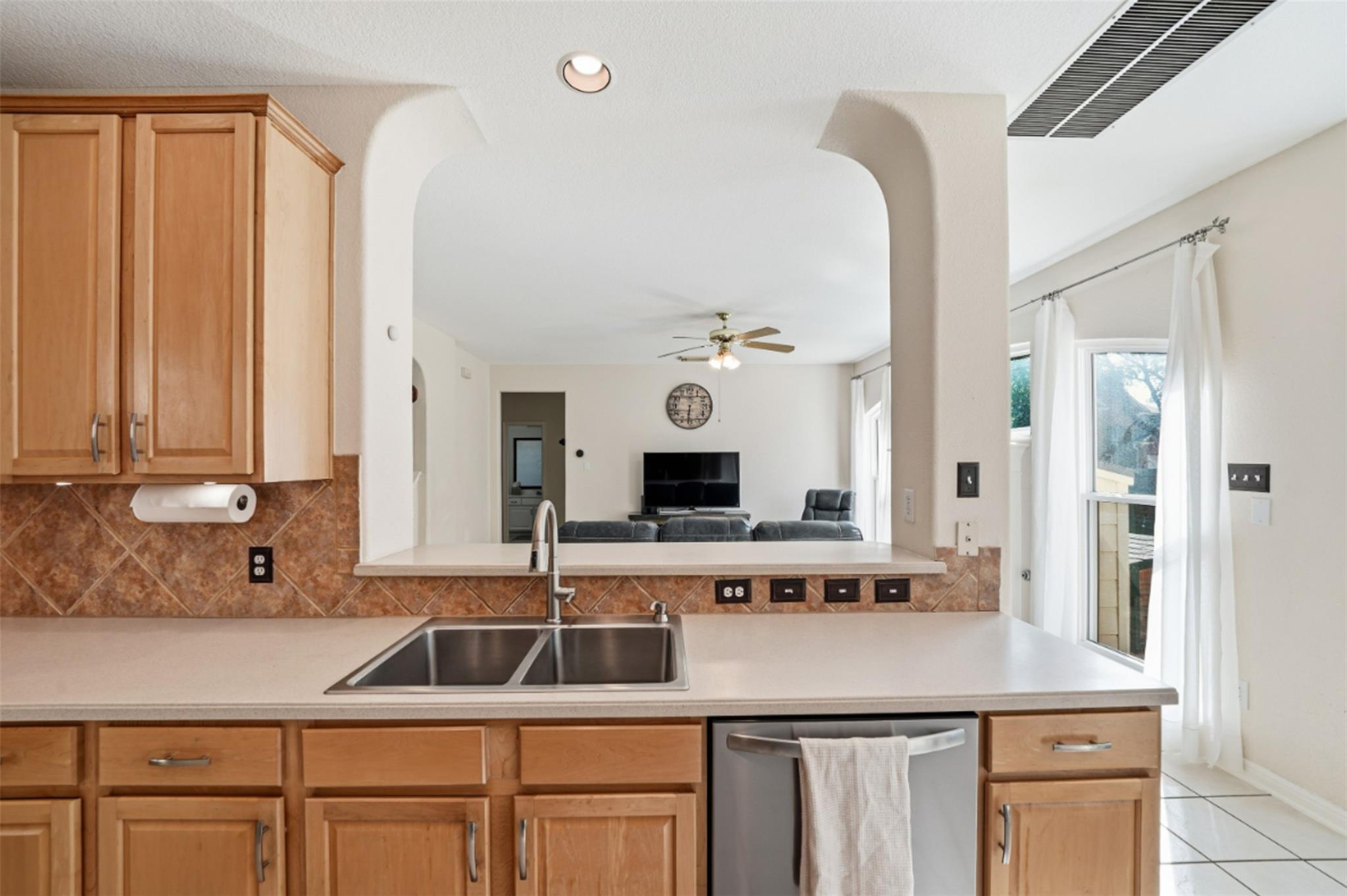 8200 Sunburst Pkwy, Round Rock, TX 78681