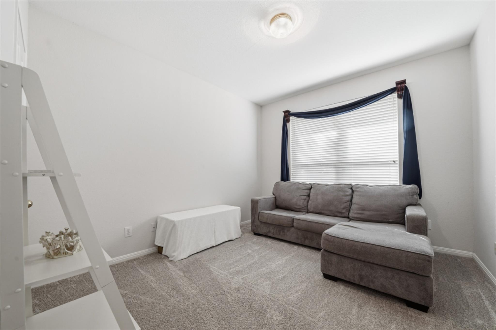 8200 Sunburst Pkwy, Round Rock, TX 78681