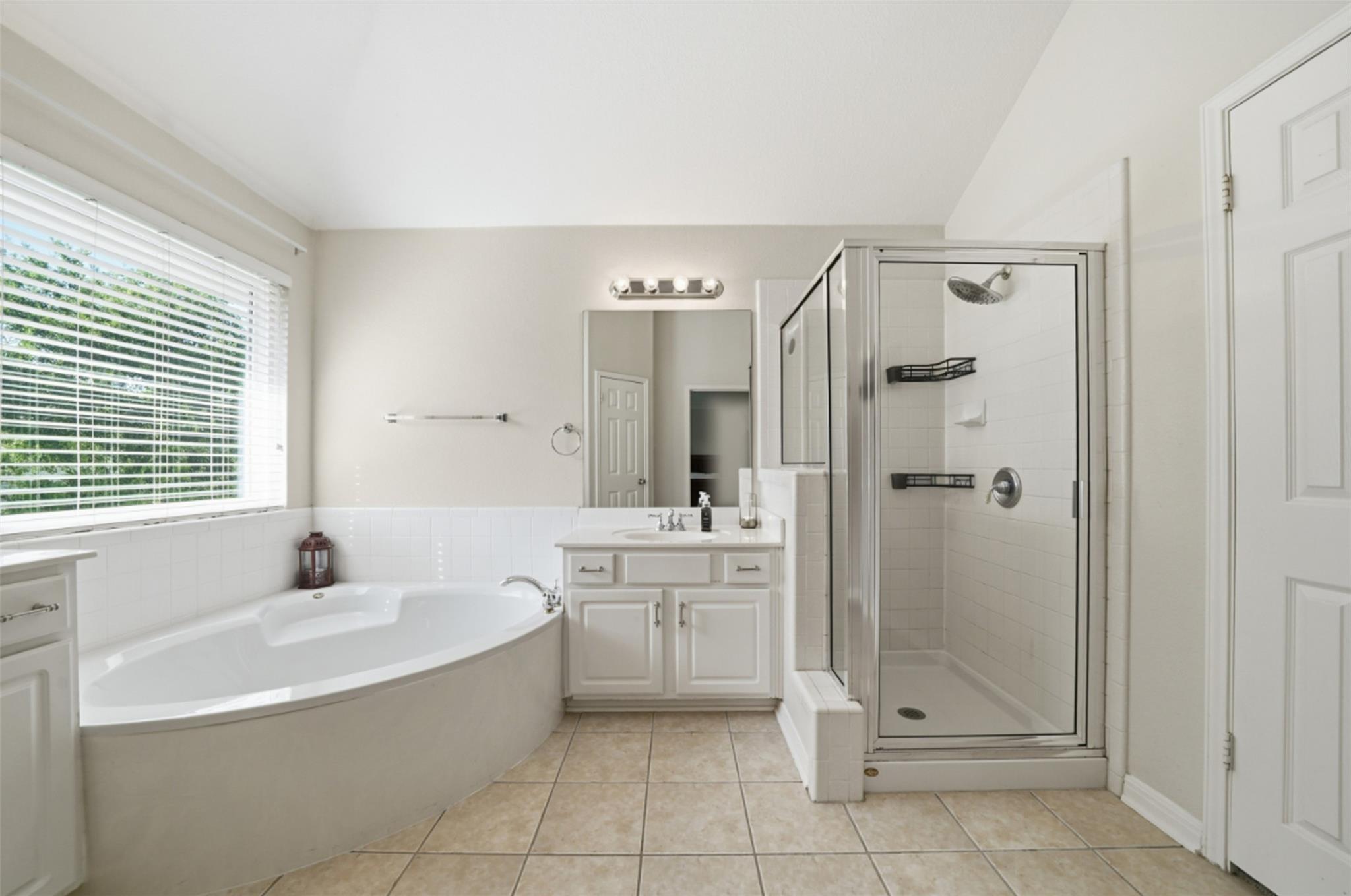 8200 Sunburst Pkwy, Round Rock, TX 78681