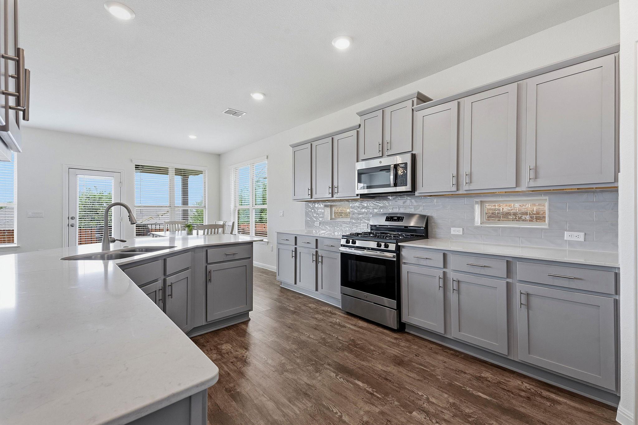 609 Allende Bnd # 130, Austin, TX 78748