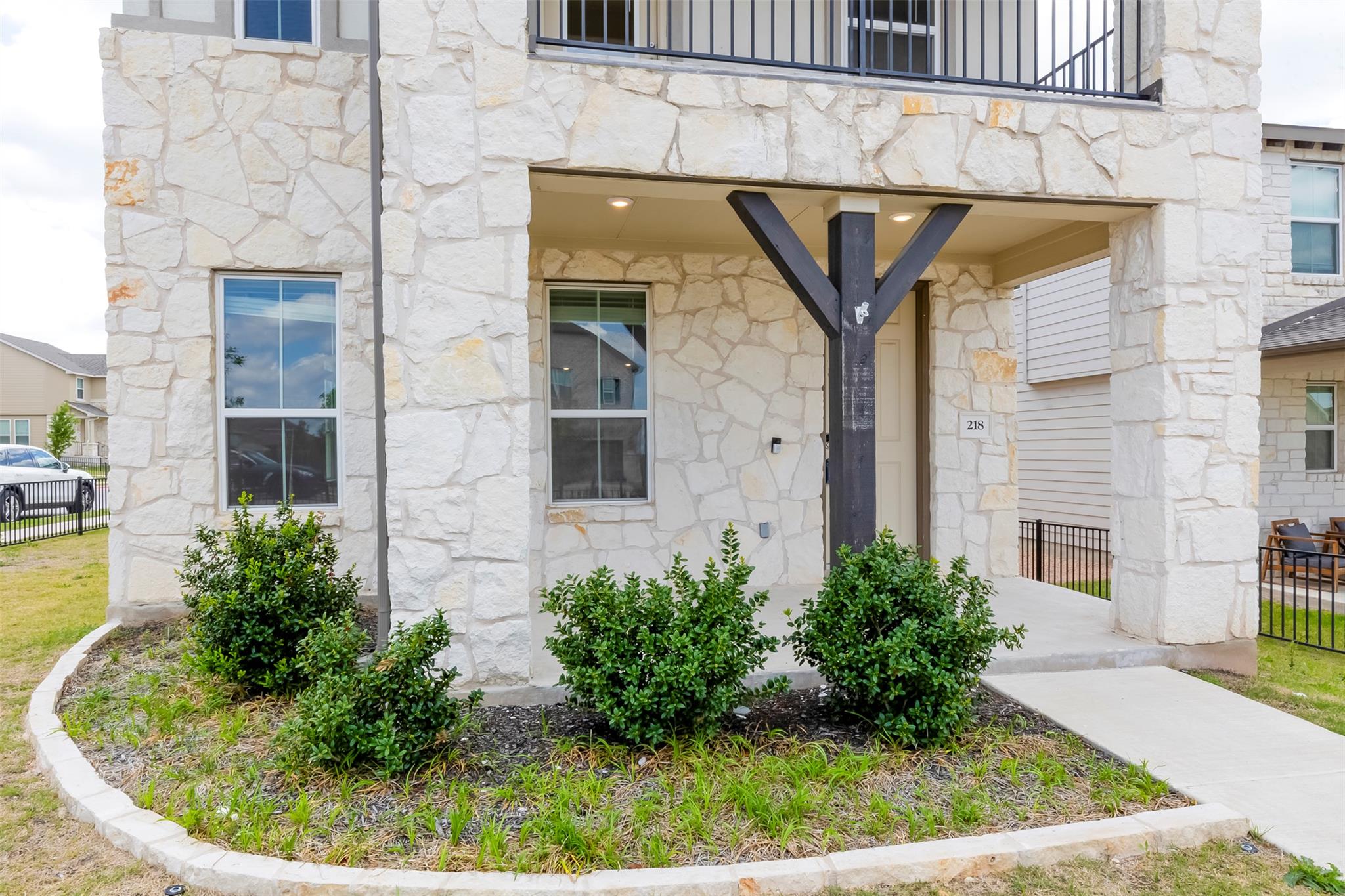 218 Glass Mountains Way, Dripping Springs, TX 78620