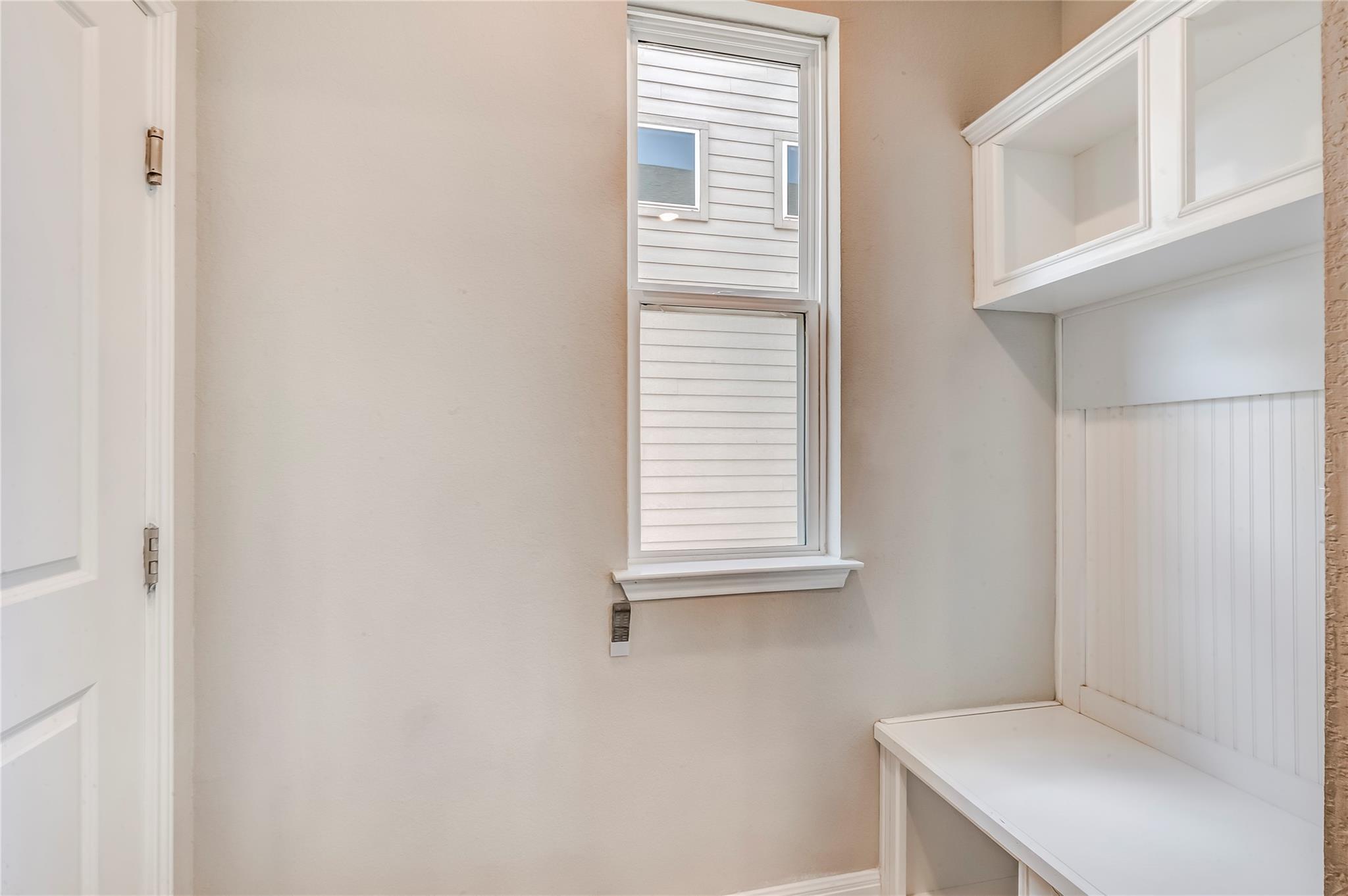 218 Glass Mountains Way, Dripping Springs, TX 78620