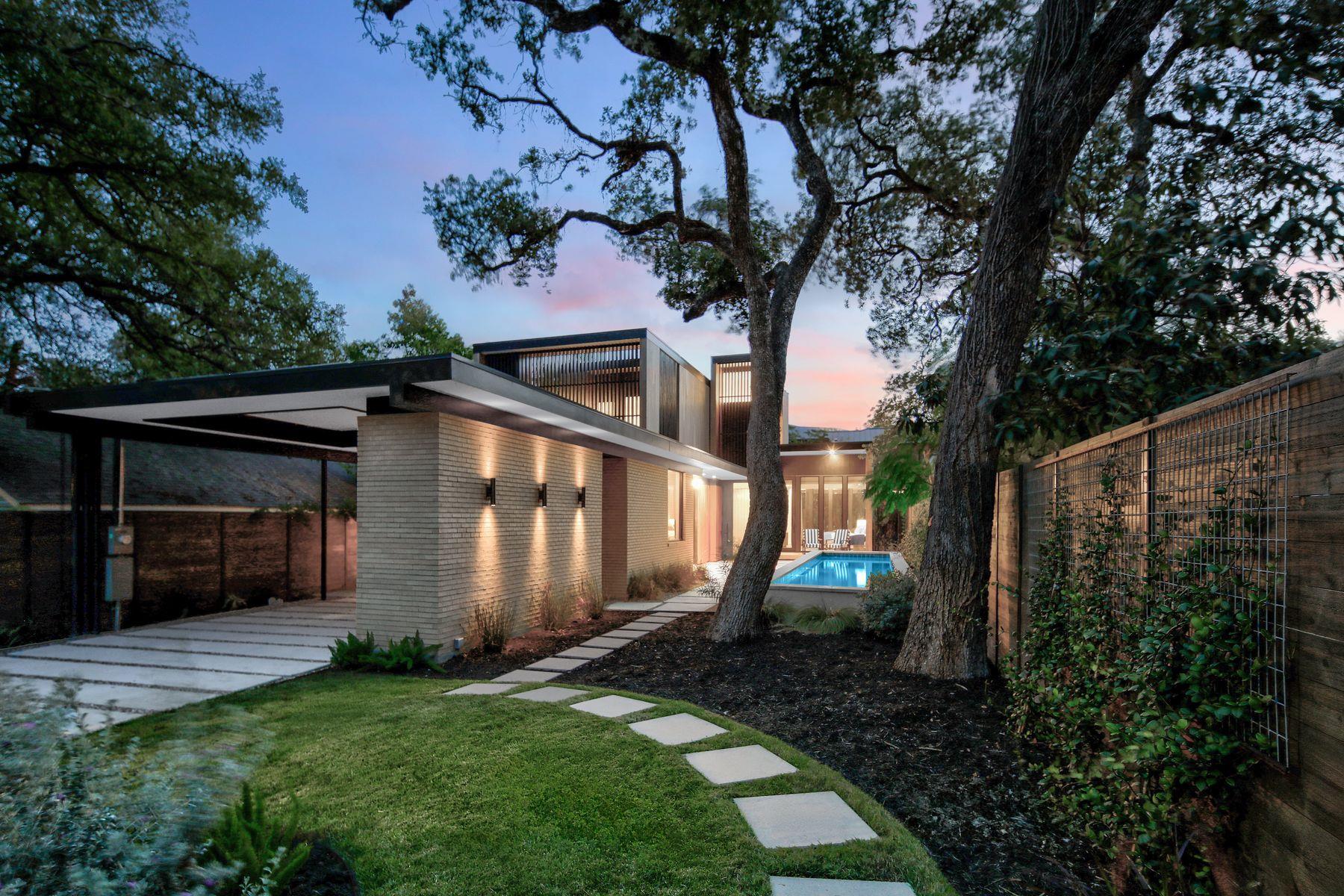 2407 W 10th St, Austin, TX 78703