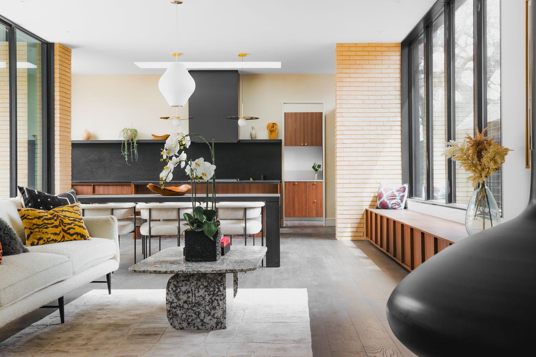 2407 W 10th St, Austin, TX 78703